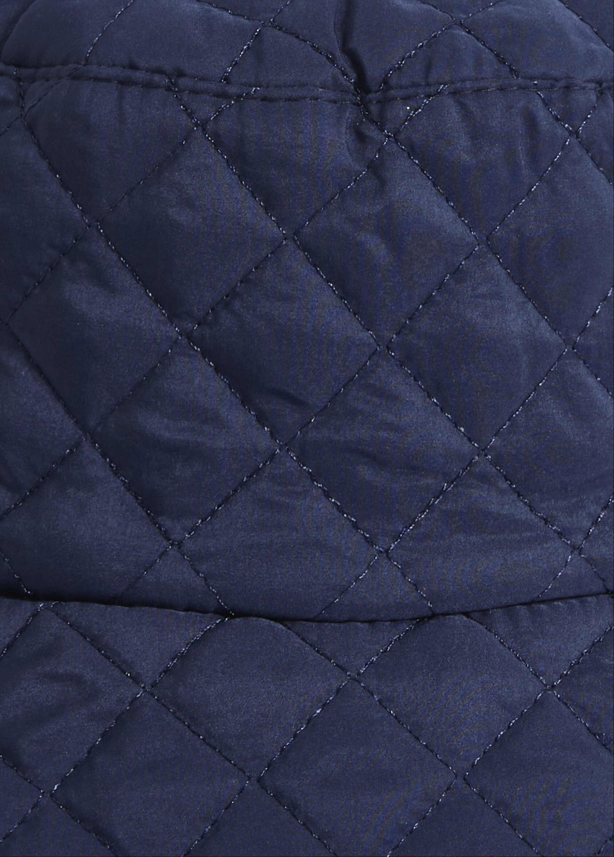 Bob_acolchado_con_costuras_Marina_DE1_slim