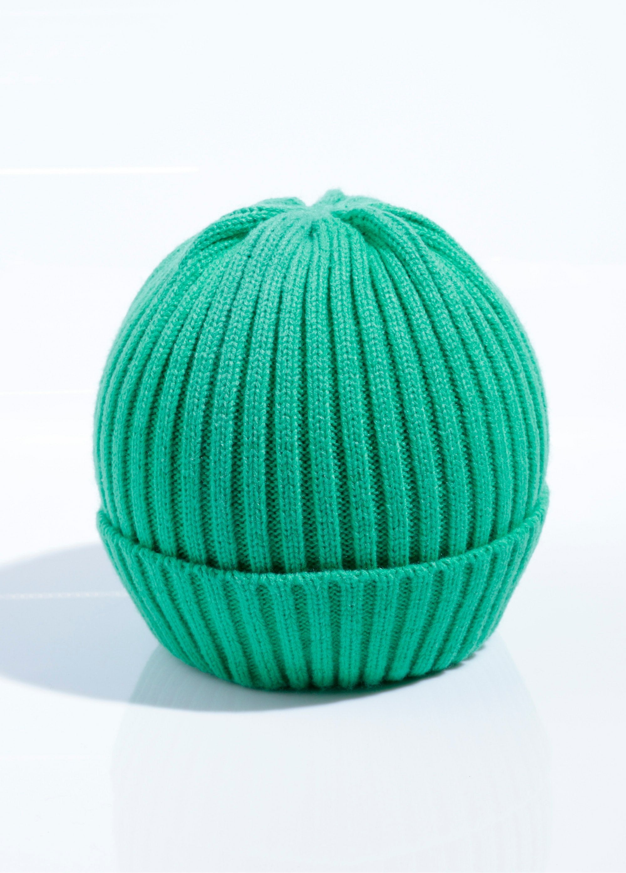 Gorro_de_punto_acanalado_con_puño_Verde_FA2_slim
