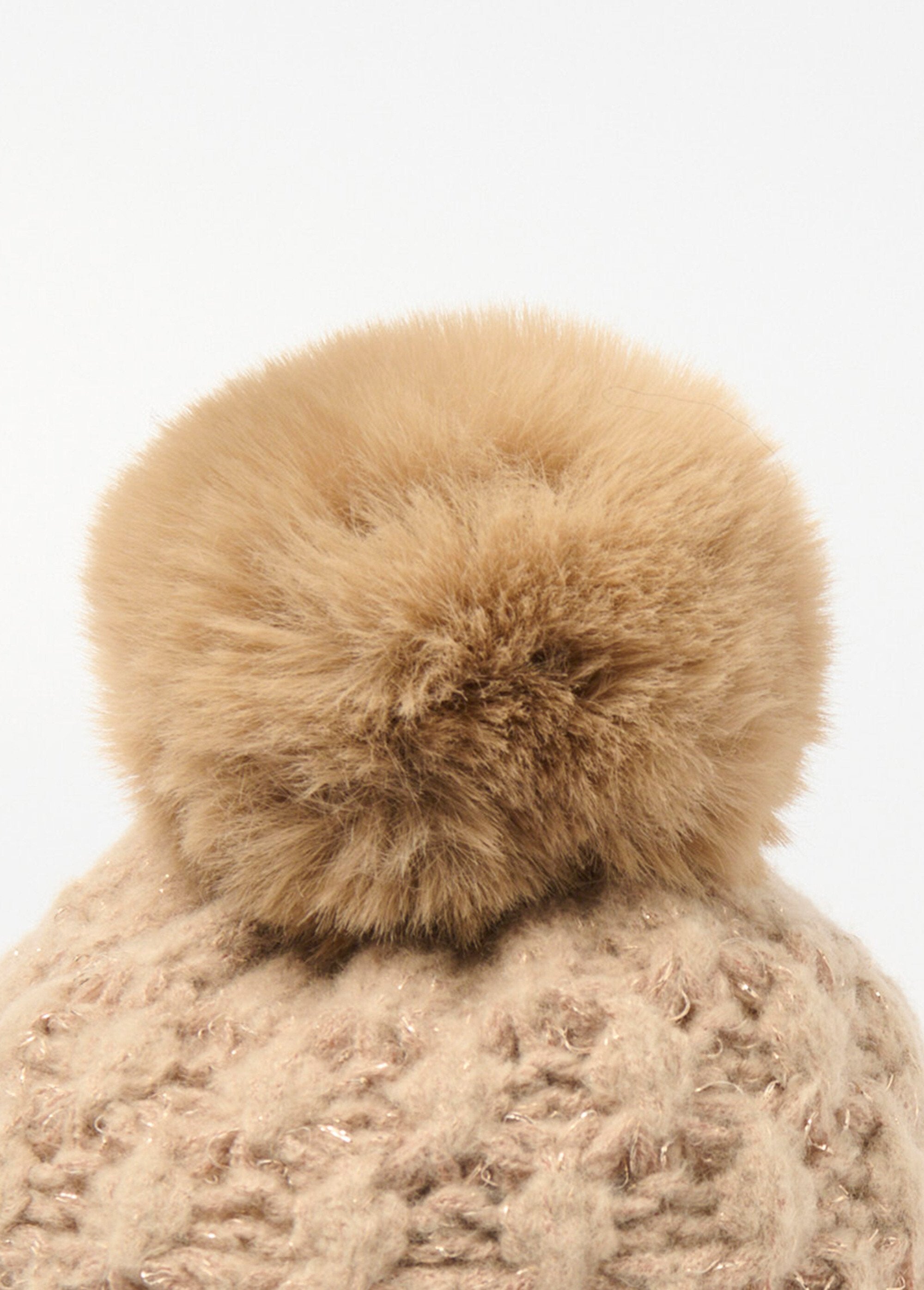 Sombrero_elegante_con_hilo_brillante_Beige_DE2_slim