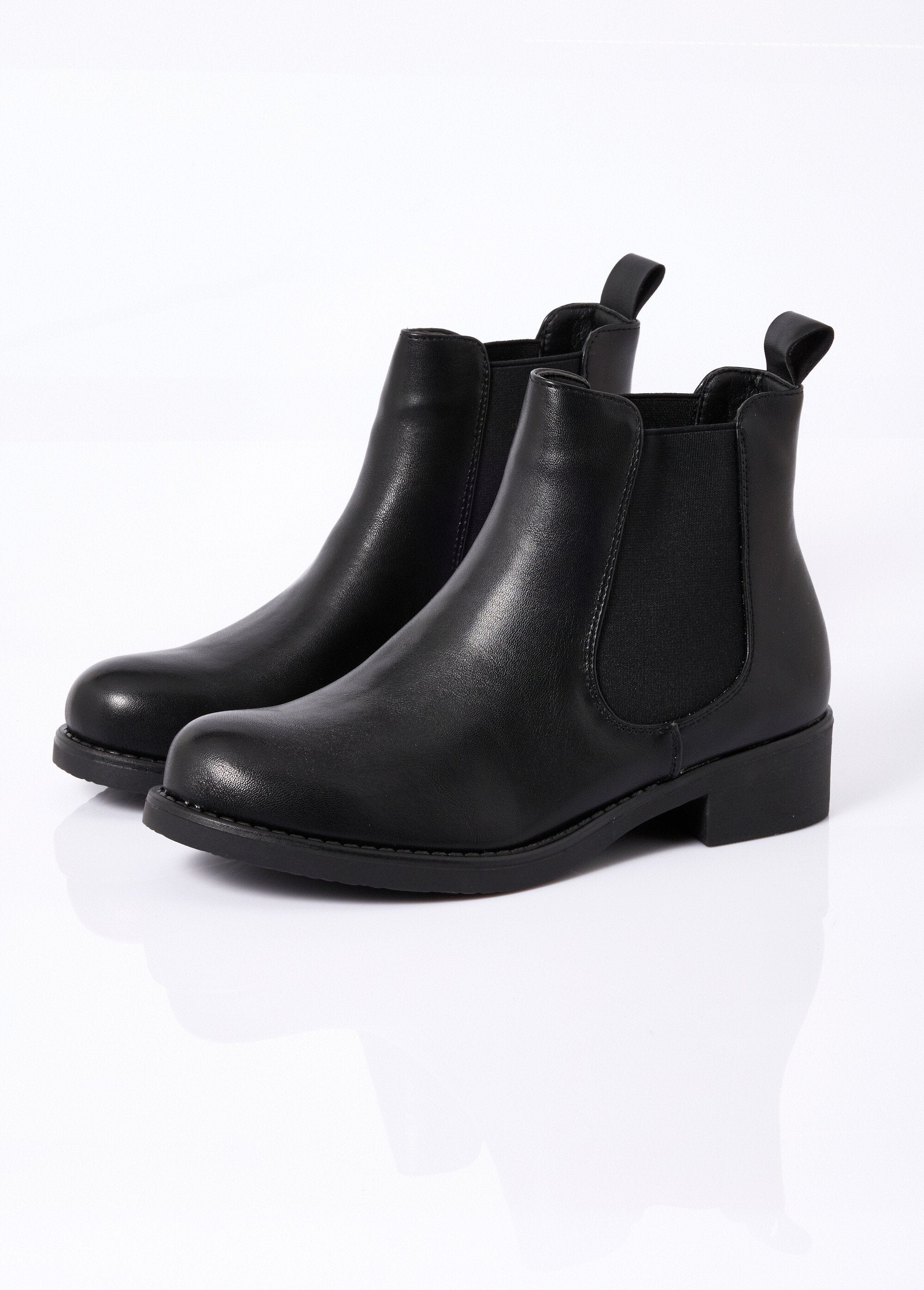 Botas_Chelsea_con_suela_antideslizante_Negro_DE1_slim
