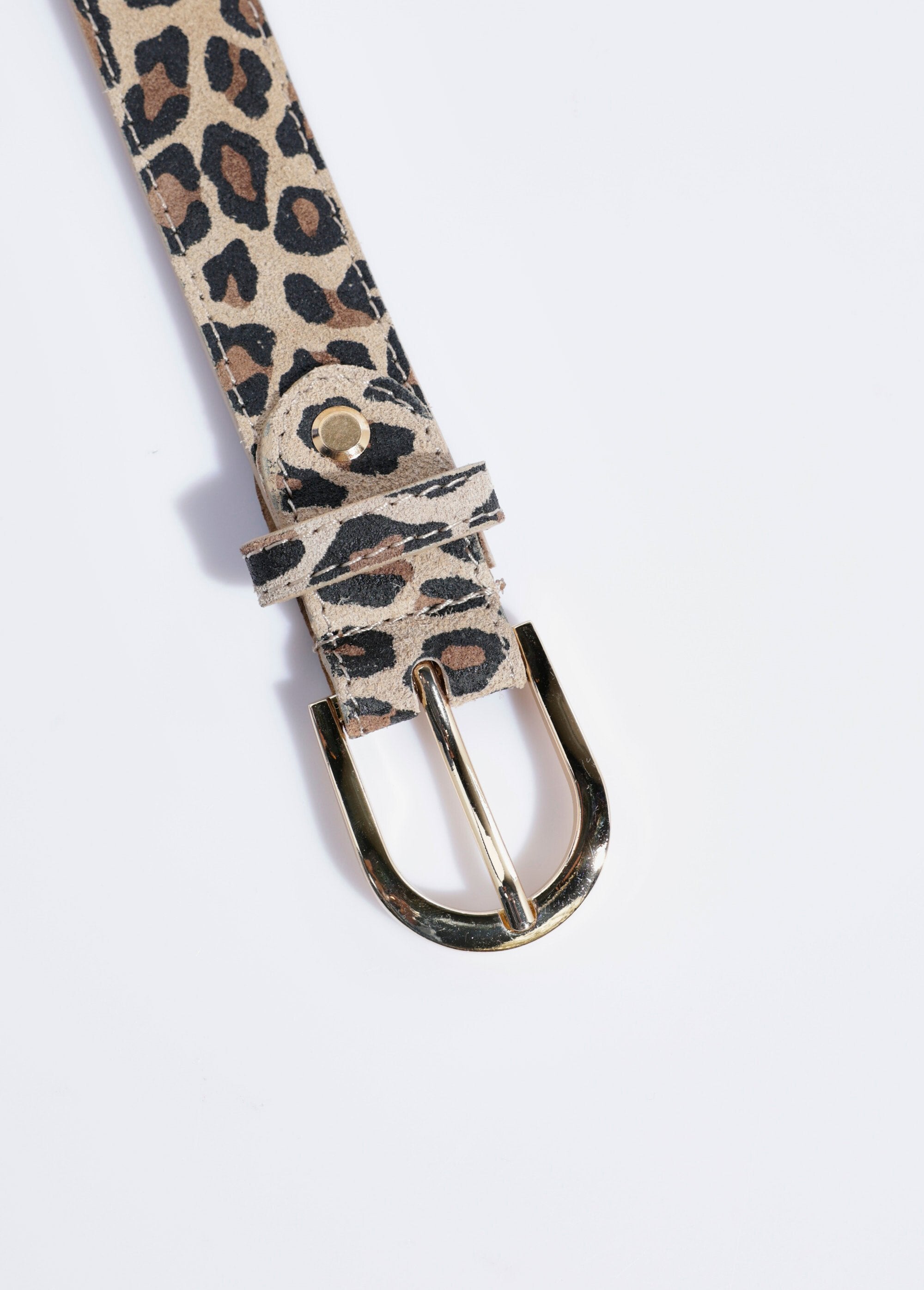 Cinturón_de_piel_con_estampado_de_leopardo_Leopardo_DE1_slim