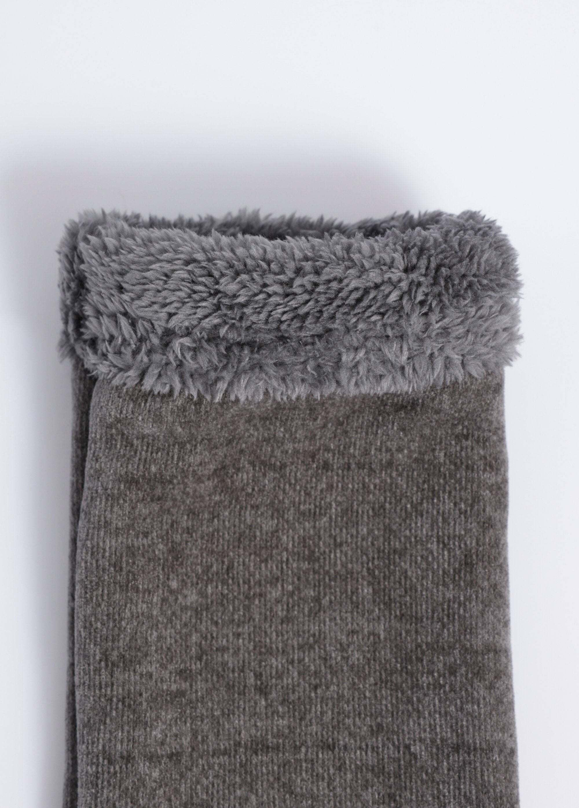 Calcetines_cálidos_de_interior_con_puntos_texturizados_Gris_DE2_slim