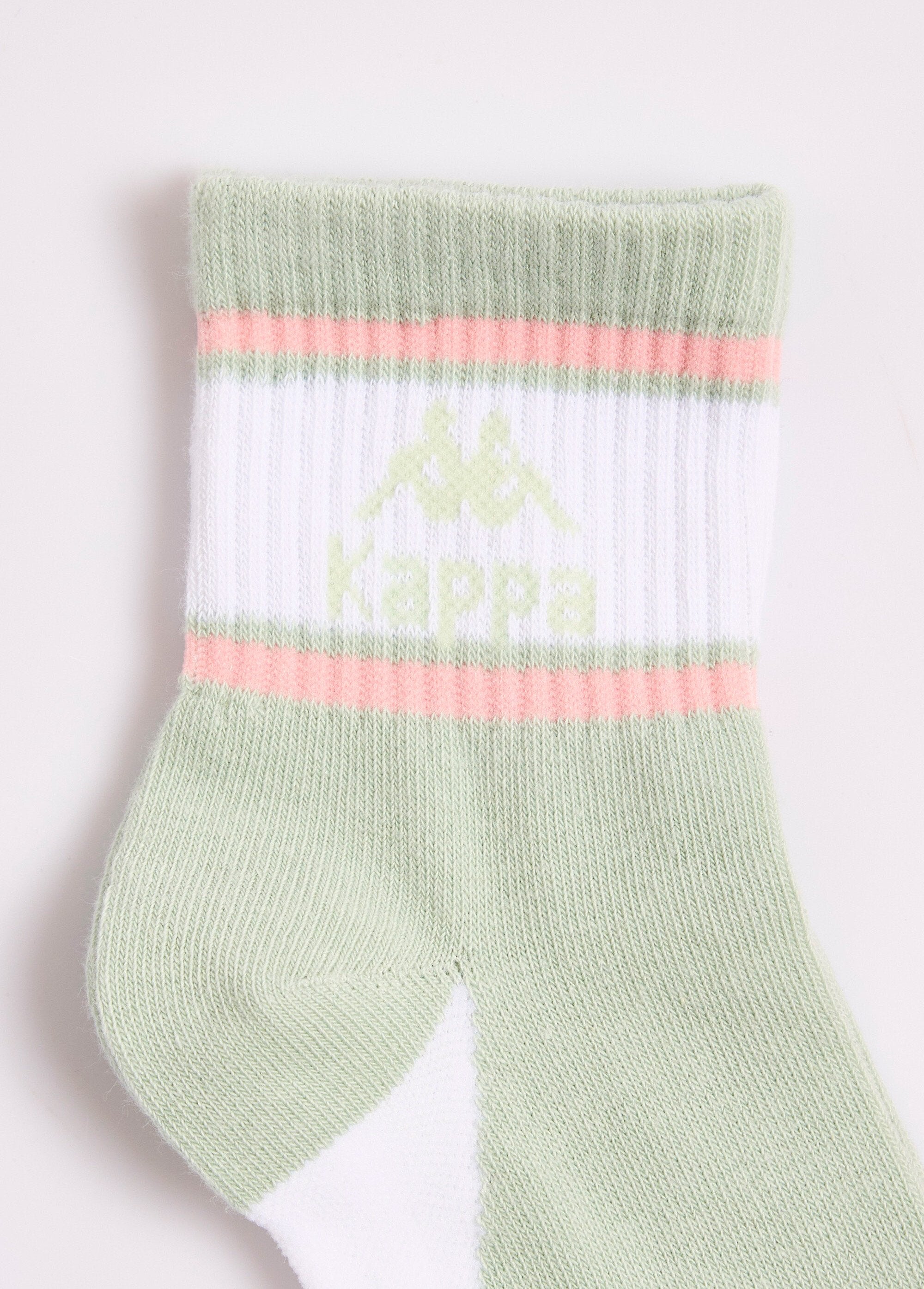 Calcetines_deportivos_acanalados,_surtidos_Surtidos_verdes_DE3_slim