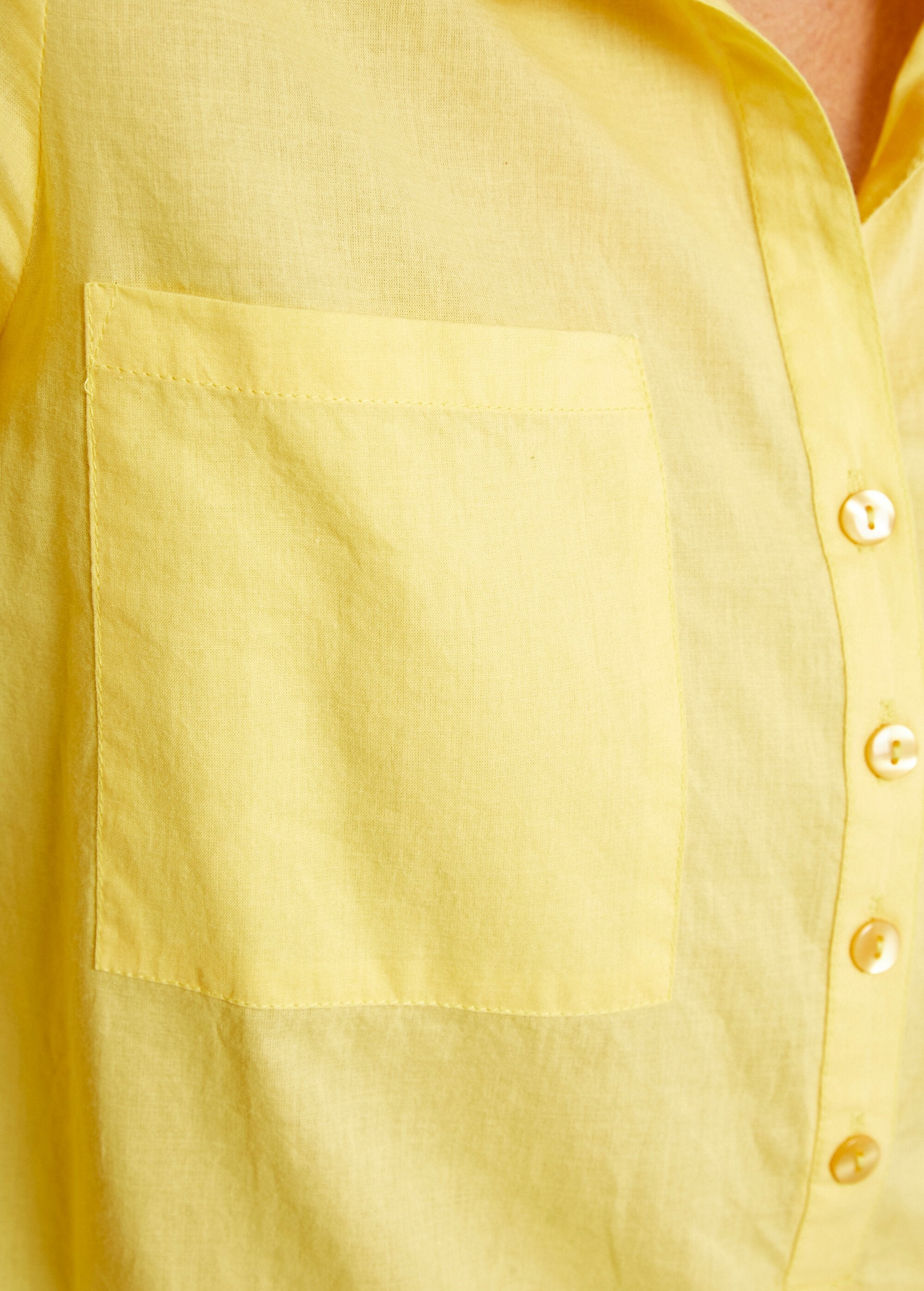 Blusa_larga_de_algodón_estampado_con_botones_AMARILLO_DE2_slim