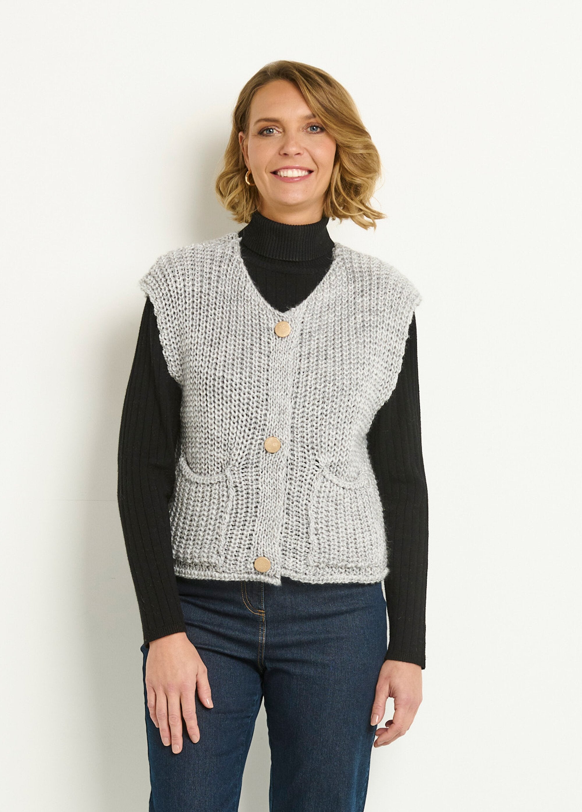 Chaqueta_de_punto_grueso_sin_mangas_Gris_FA1_slim