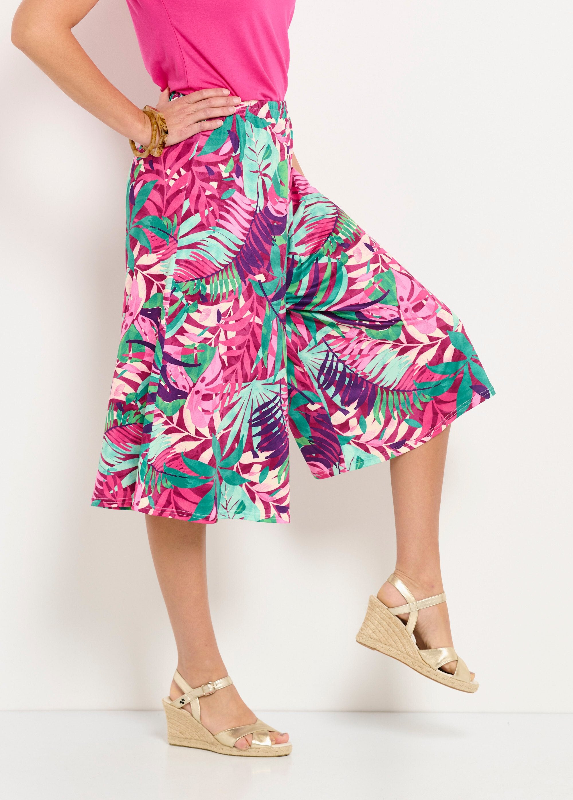 Culotte_con_cintura_elástica_y_estampado_tropical_Multicolor_DR1_slim