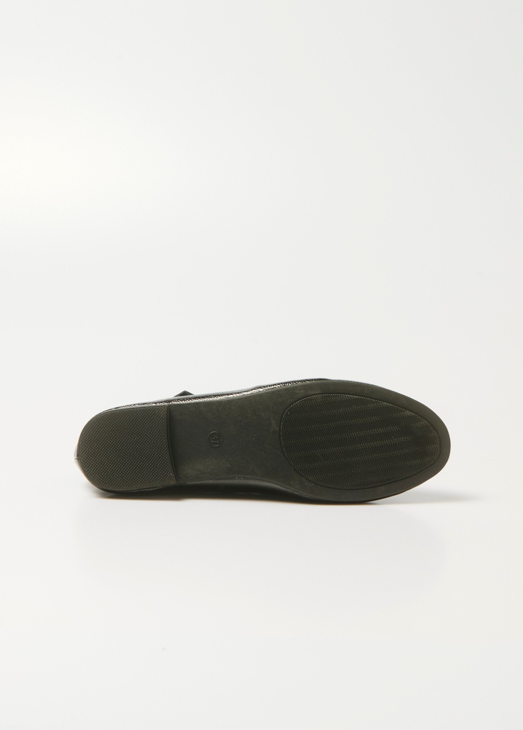 Bailarinas_con_tiras_en_el_tobillo_y_tacón_plano_Negro_UN1_slim