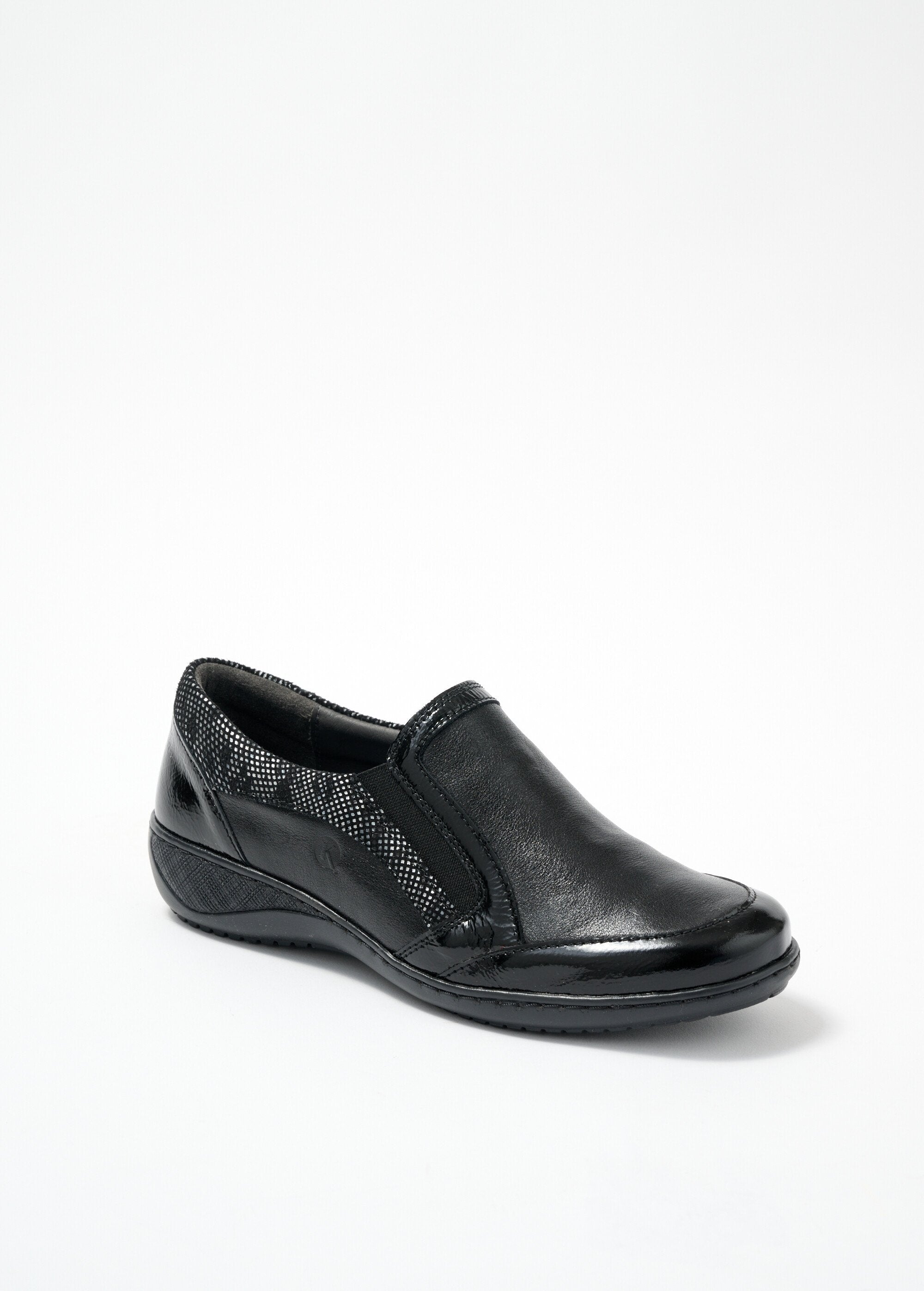 Mocasines_elásticos_de_piel_anchos_Negro_FA1_slim