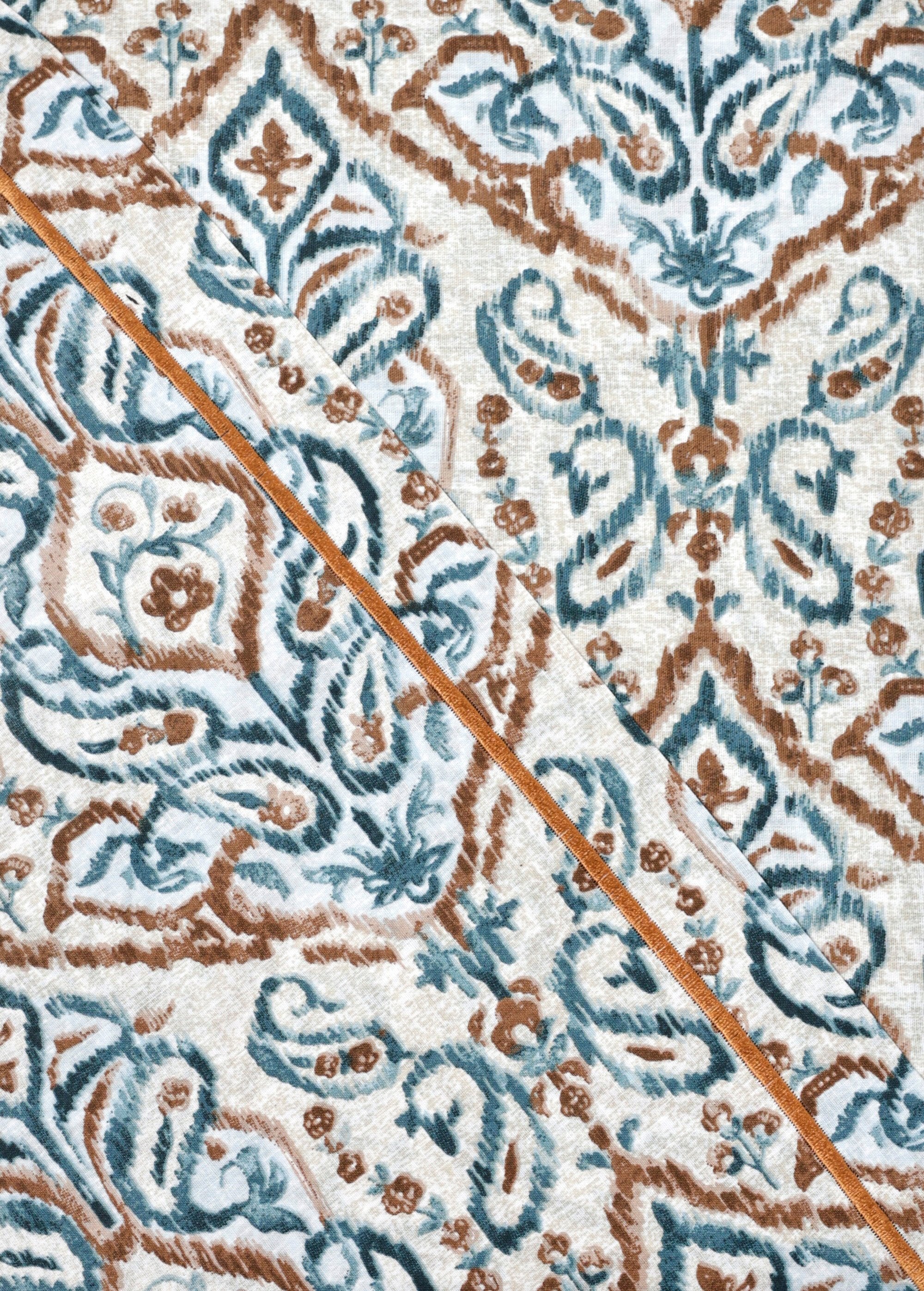 Juego_de_cama_de_3_piezas_con_funda_nórdica,_adorno_Estampado_marrón_DO1_slim