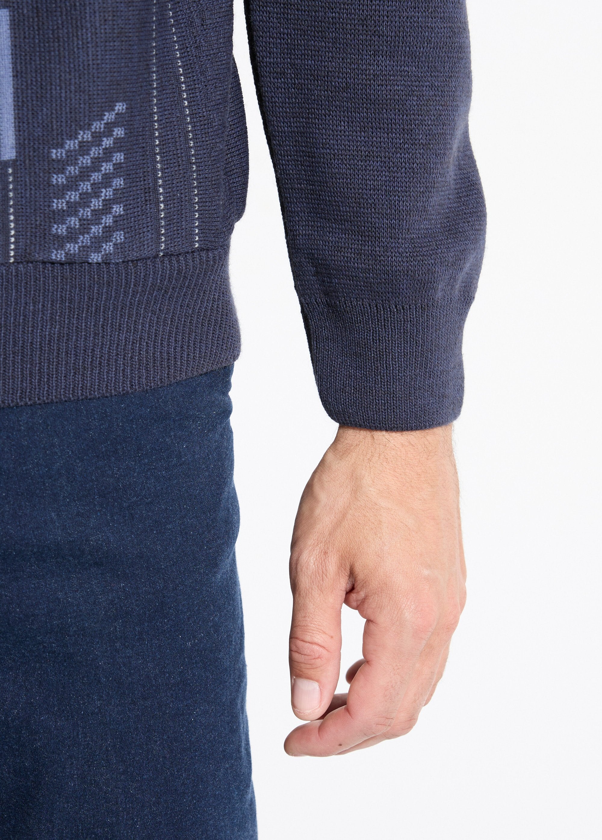 Suéter_de_cuello_alto_con_botones_y_manga_larga_de_lana_jacquard_Marina_DE2_slim