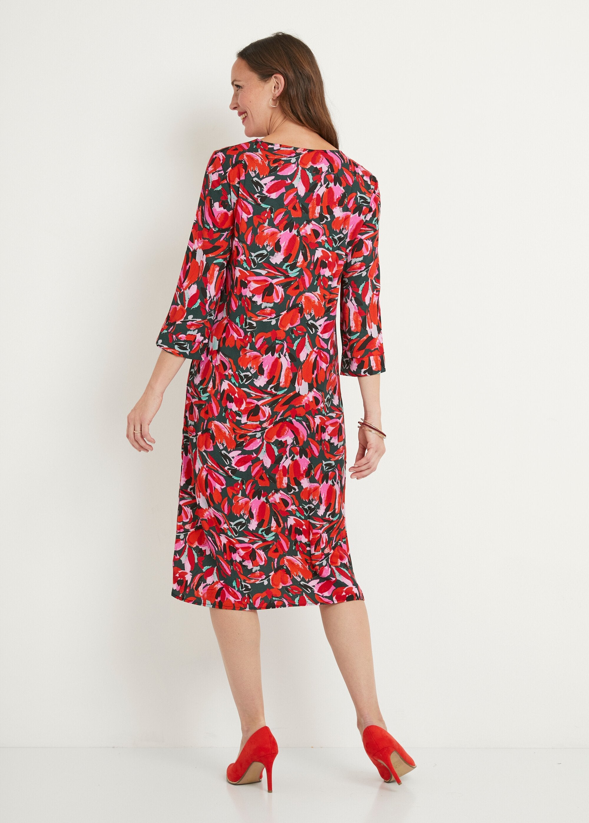 Vestido_floral_corto_con_mangas_3/4_Verde_y_naranja_DO1_slim