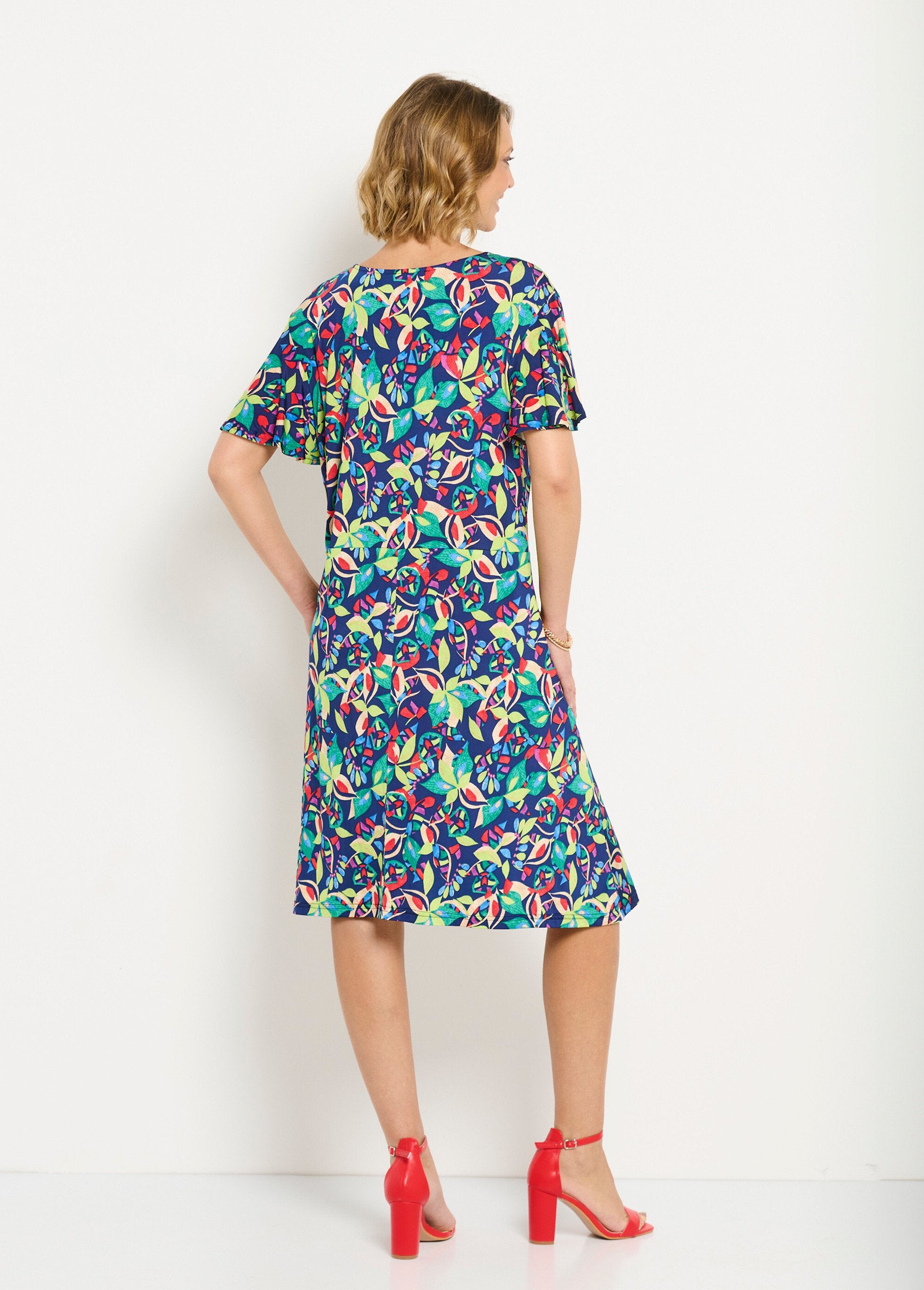Vestido_corto_evasé_con_estampado_multicolor_Estampado_azul_marino_DO1_slim