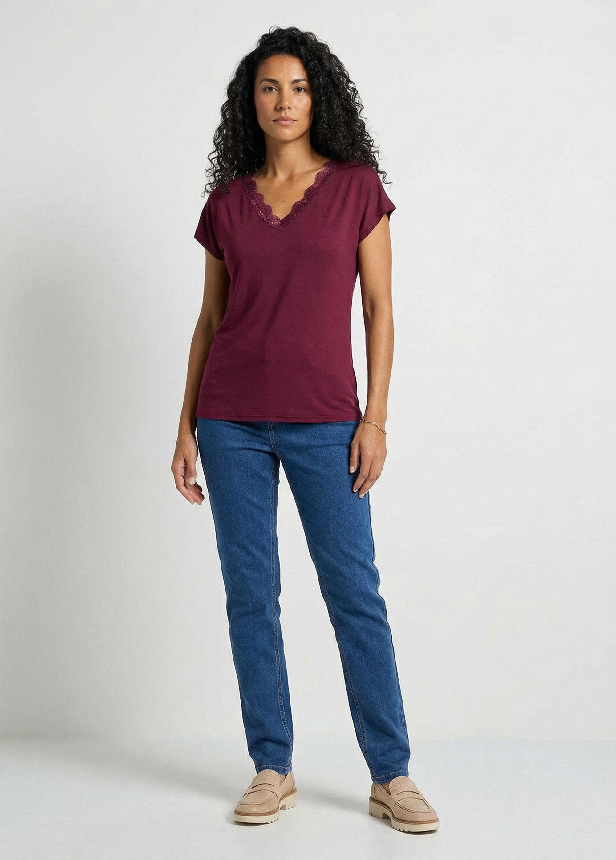 Camiseta_corta_de_encaje_elástico_Ciruela_SF1_slim