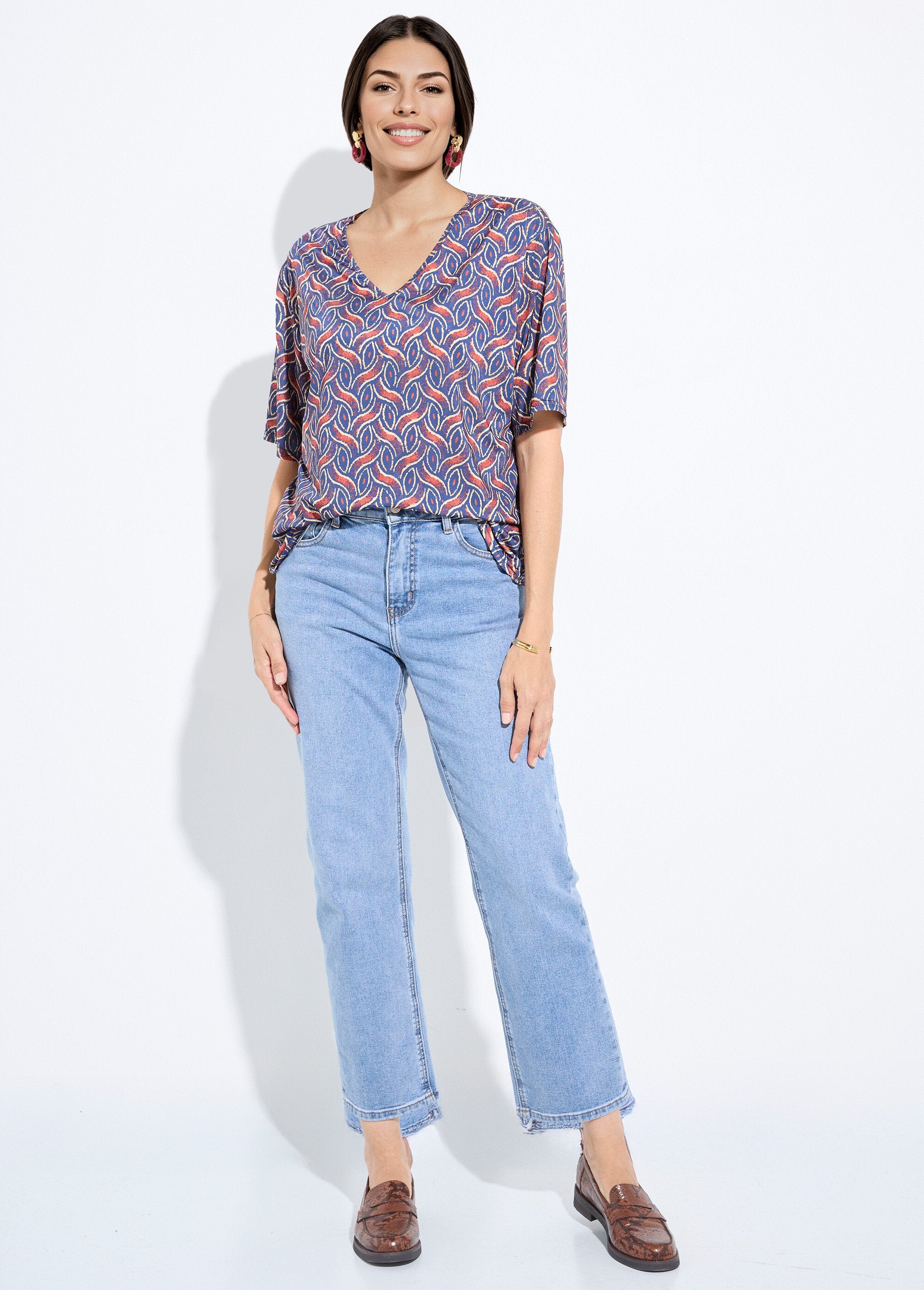 Túnica_de_manga_corta_con_estampado_étnico_Azul_marino_y_ladrillo_SF1_slim