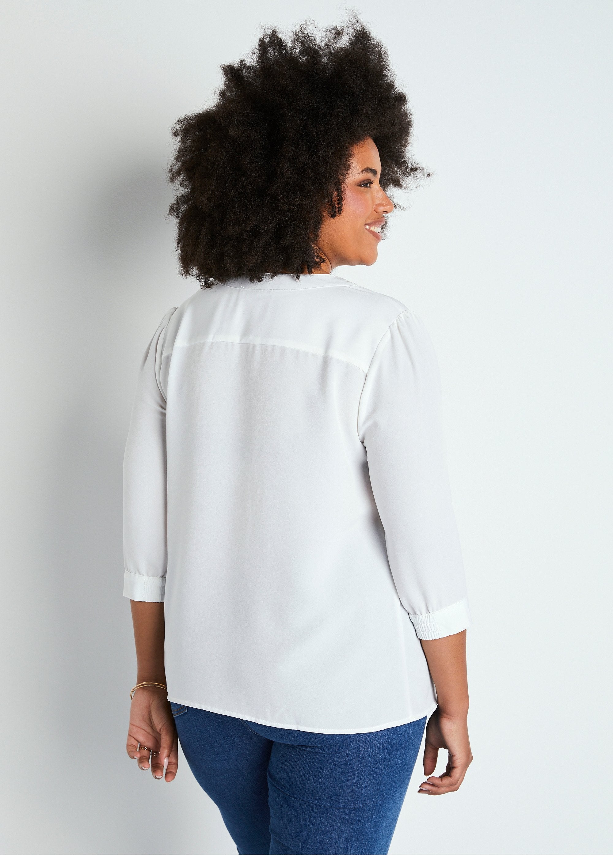 Túnica_holgada_de_largo_medio_con_cuello_redondo_Natural_DO1_curvy