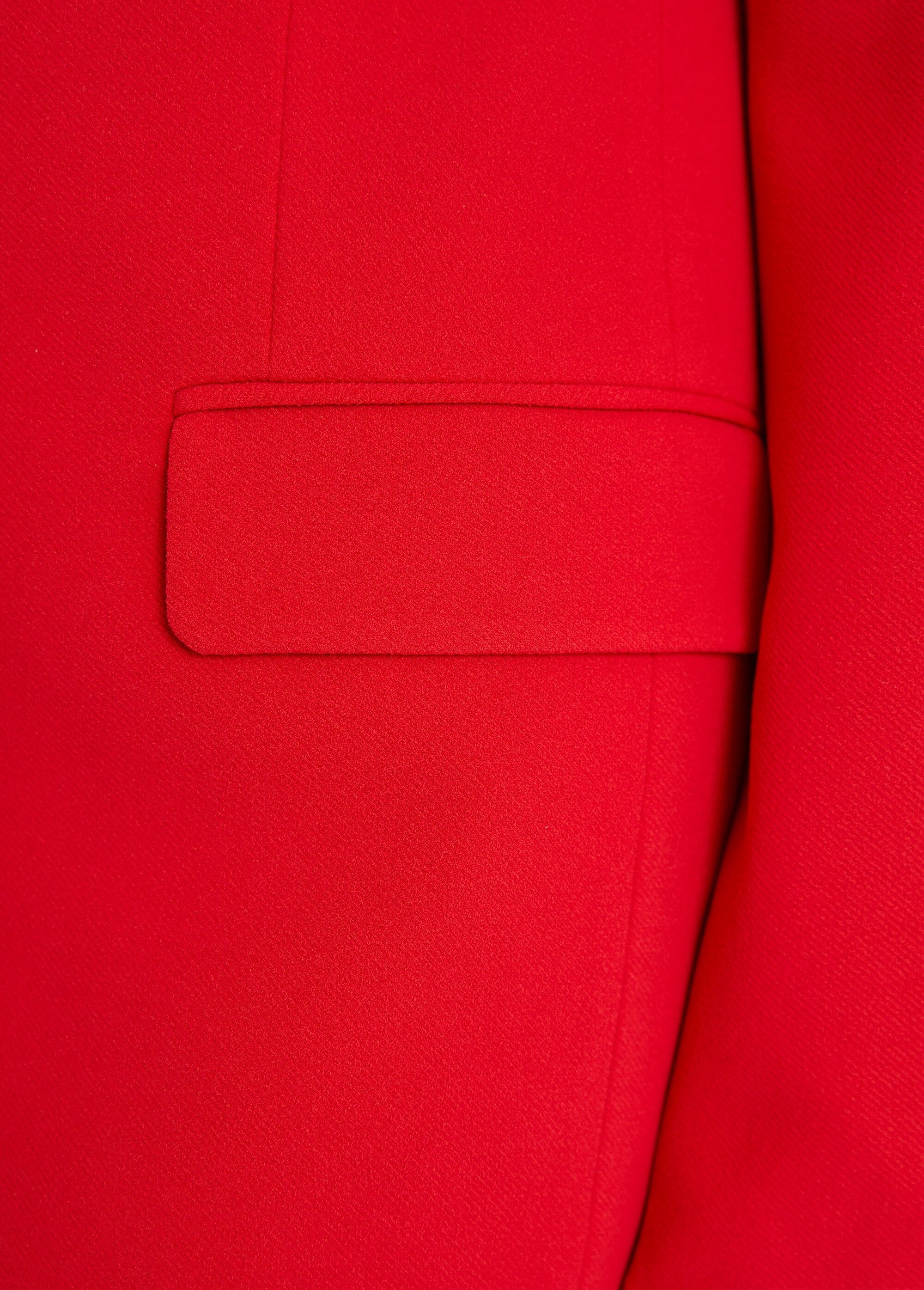 Americana_lisa_de_corte_recto_con_cuello_sastre_Rojo_DE4_slim