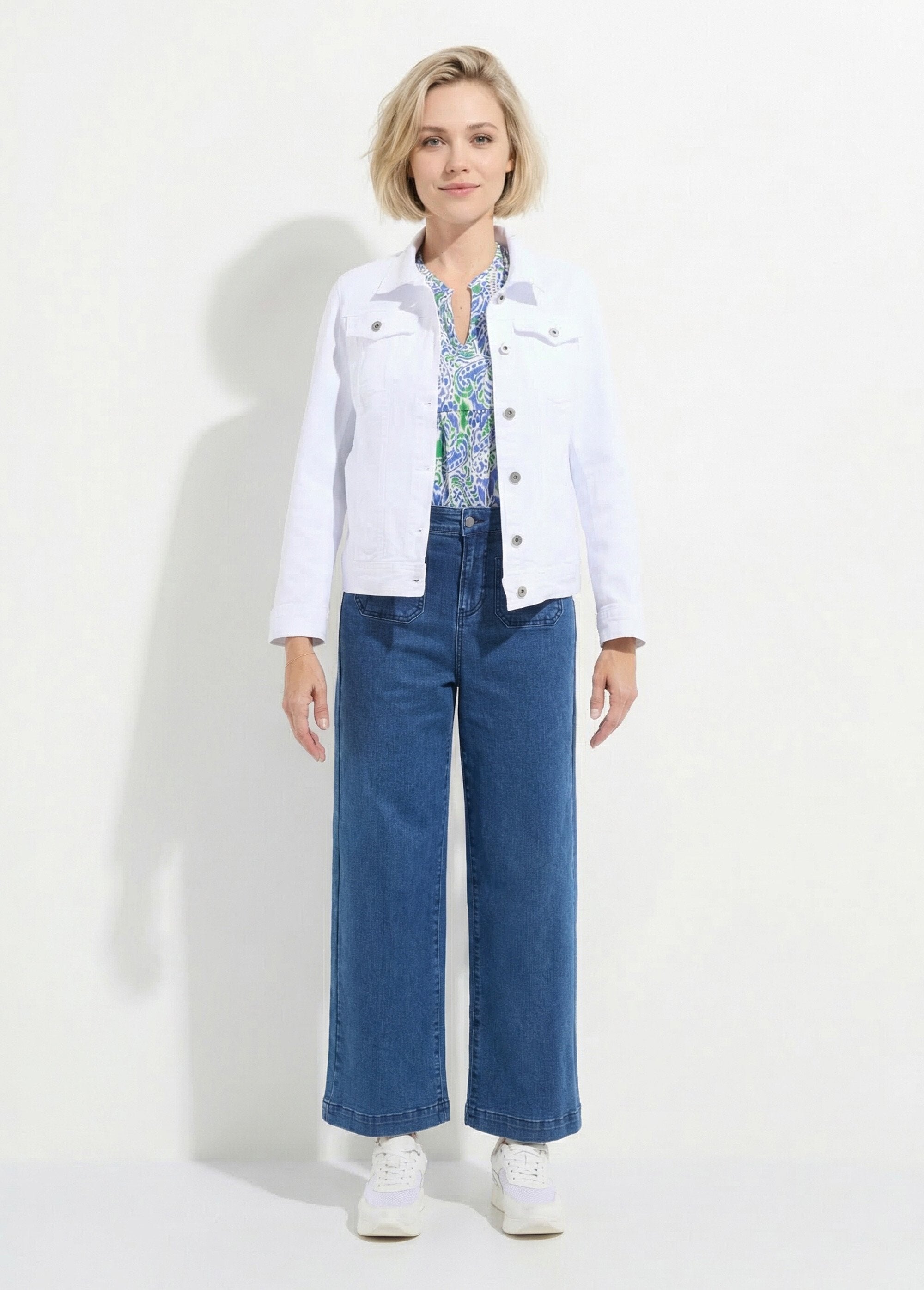 Chaqueta_vaquera_recta_con_botones_Blanco,_Blanca_SF1_slim