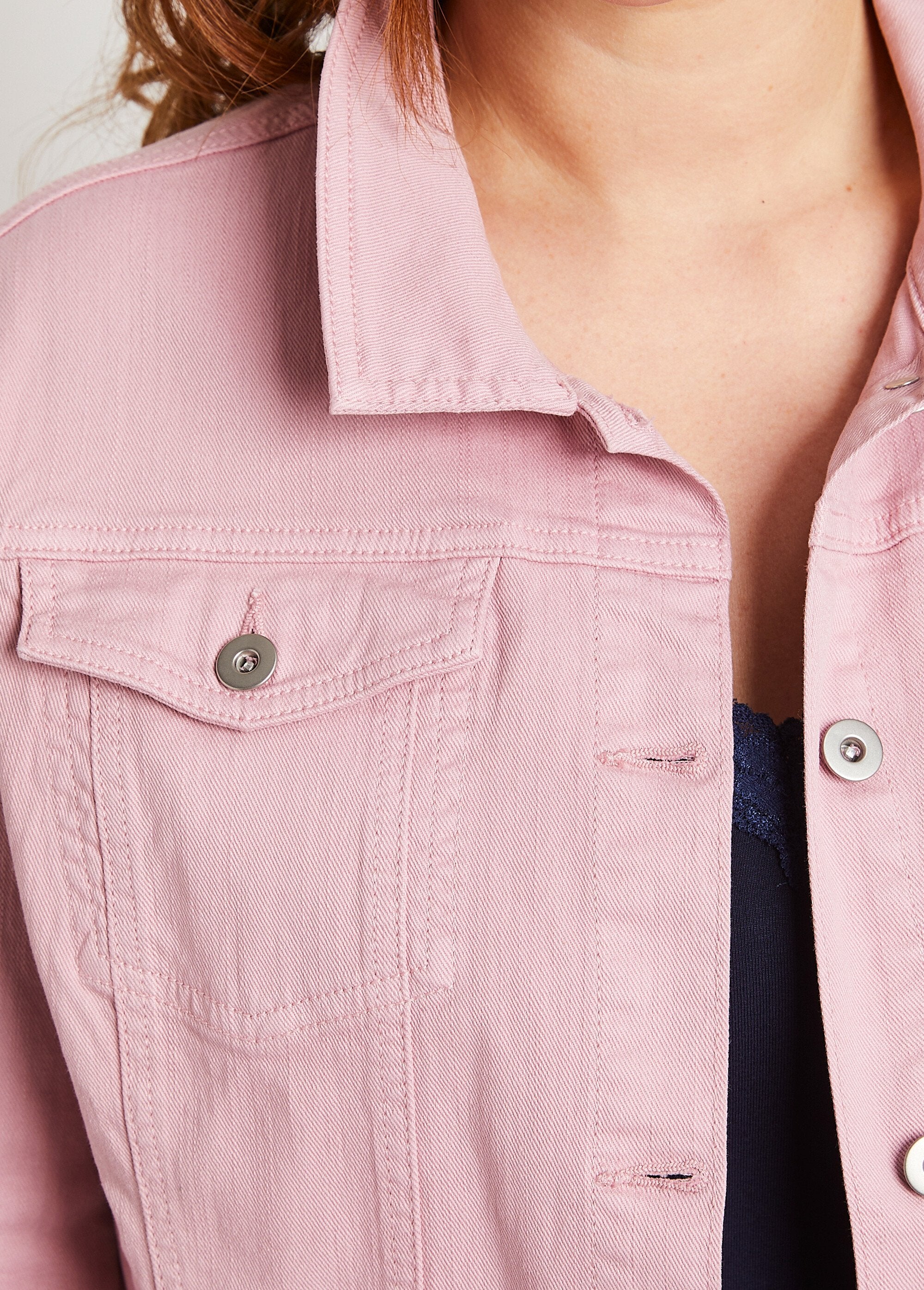 Chaqueta_vaquera_recta_con_botones_Rosa_DE2_curvy