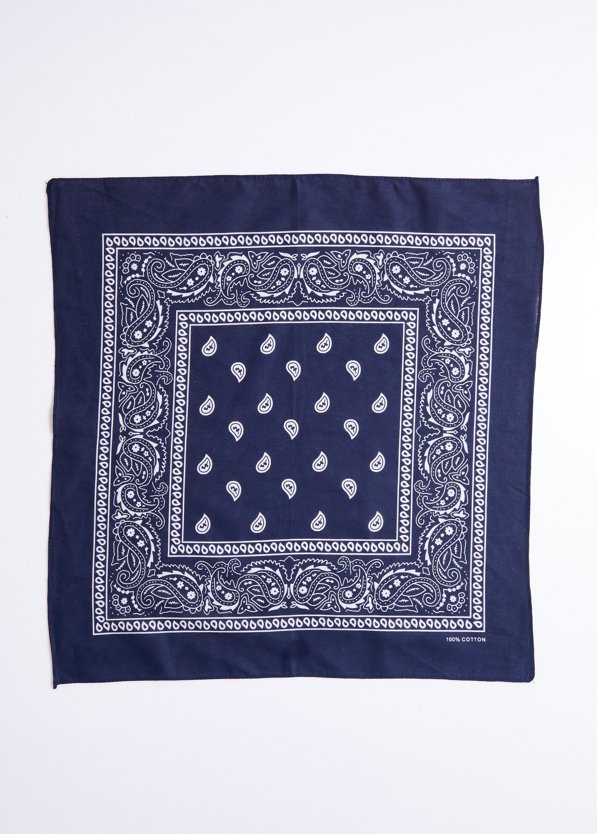 Pañuelo_cuadrado_tipo_bandana_Marina_DE1_slim