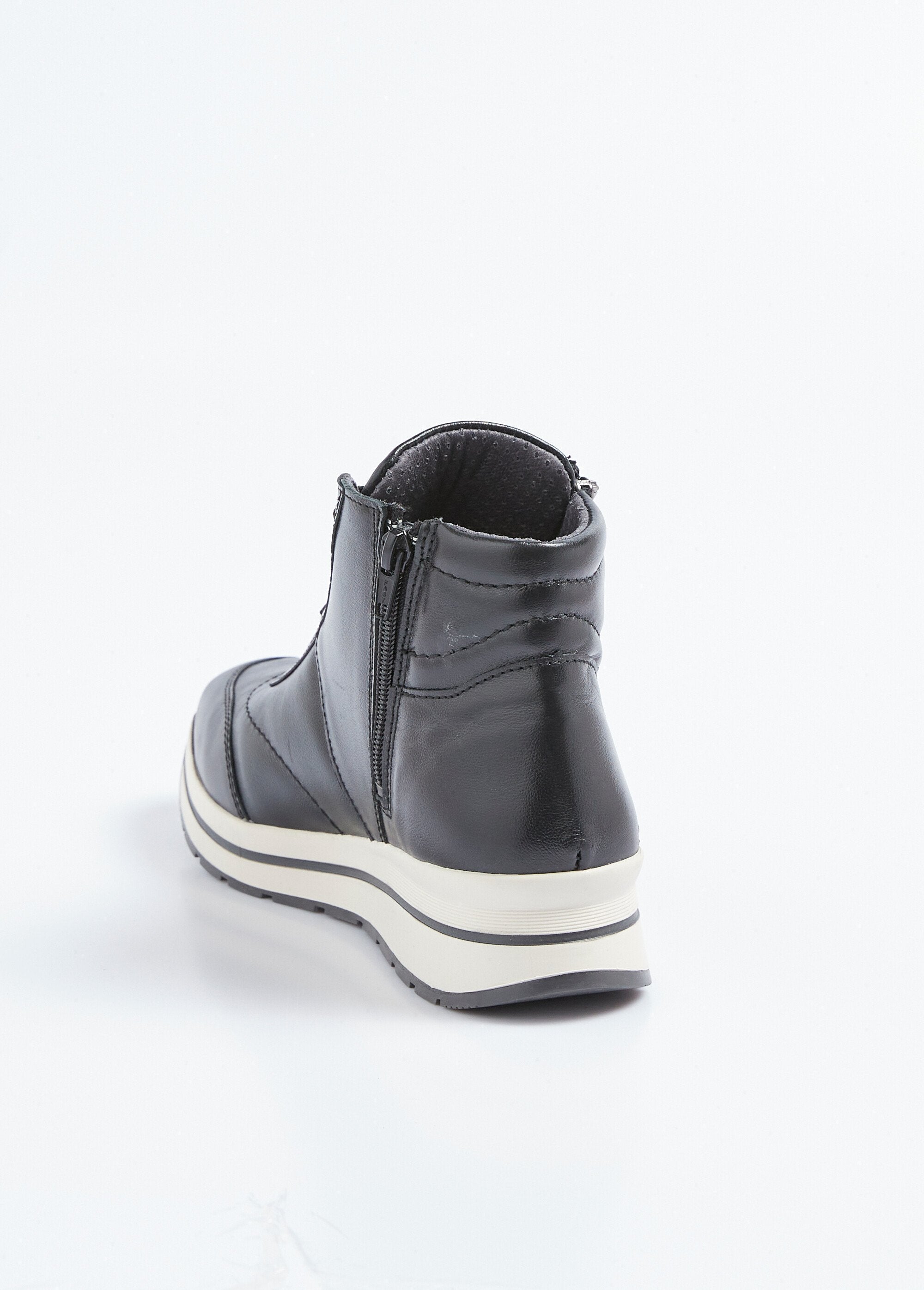 Cómodas_zapatillas_altas_de_piel_negro_iridiscente_DO1_slim