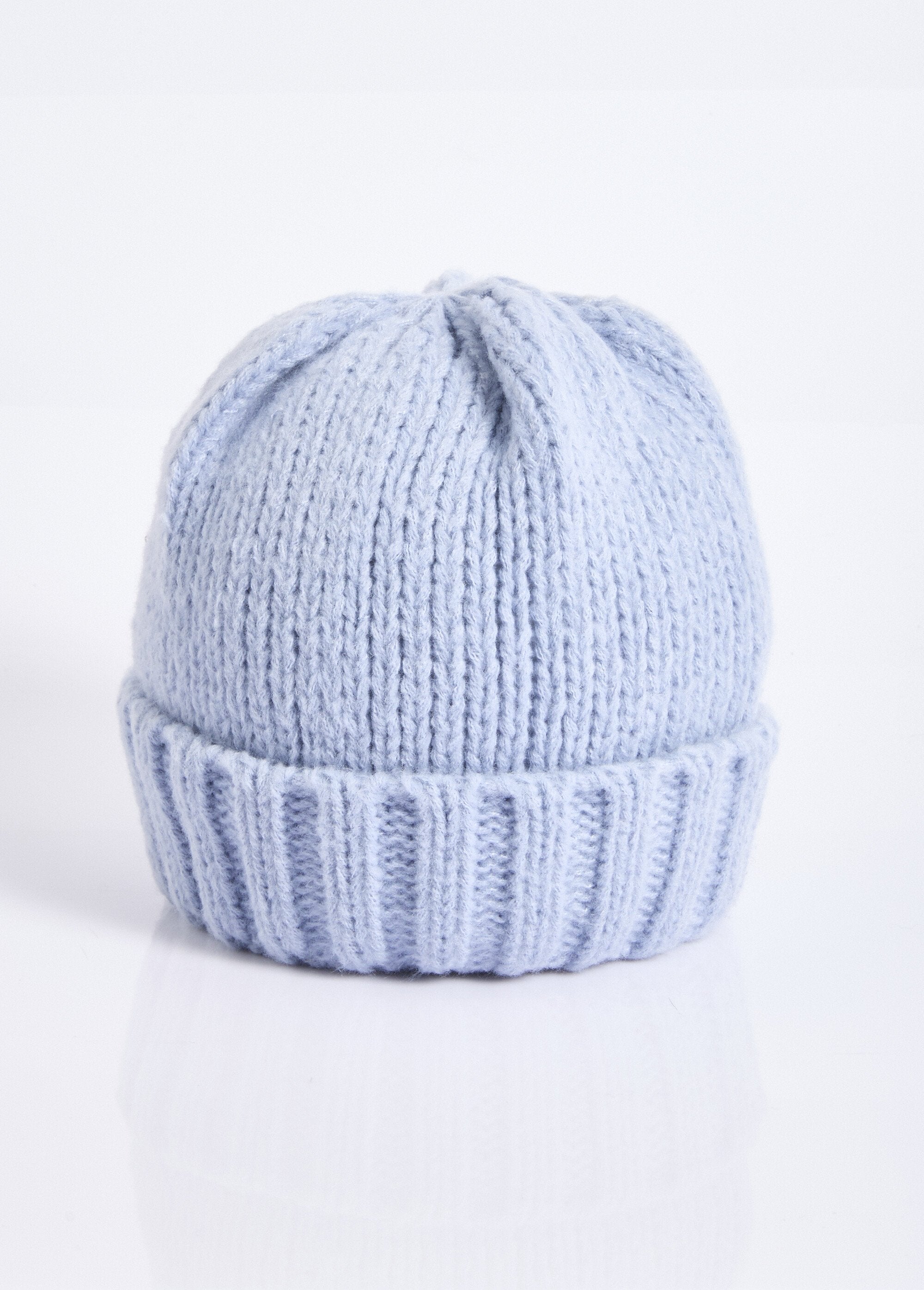 Gorro_con_puños_de_punto_acanalado_en_tonos_pastel_Cielo_azul_FA1_slim