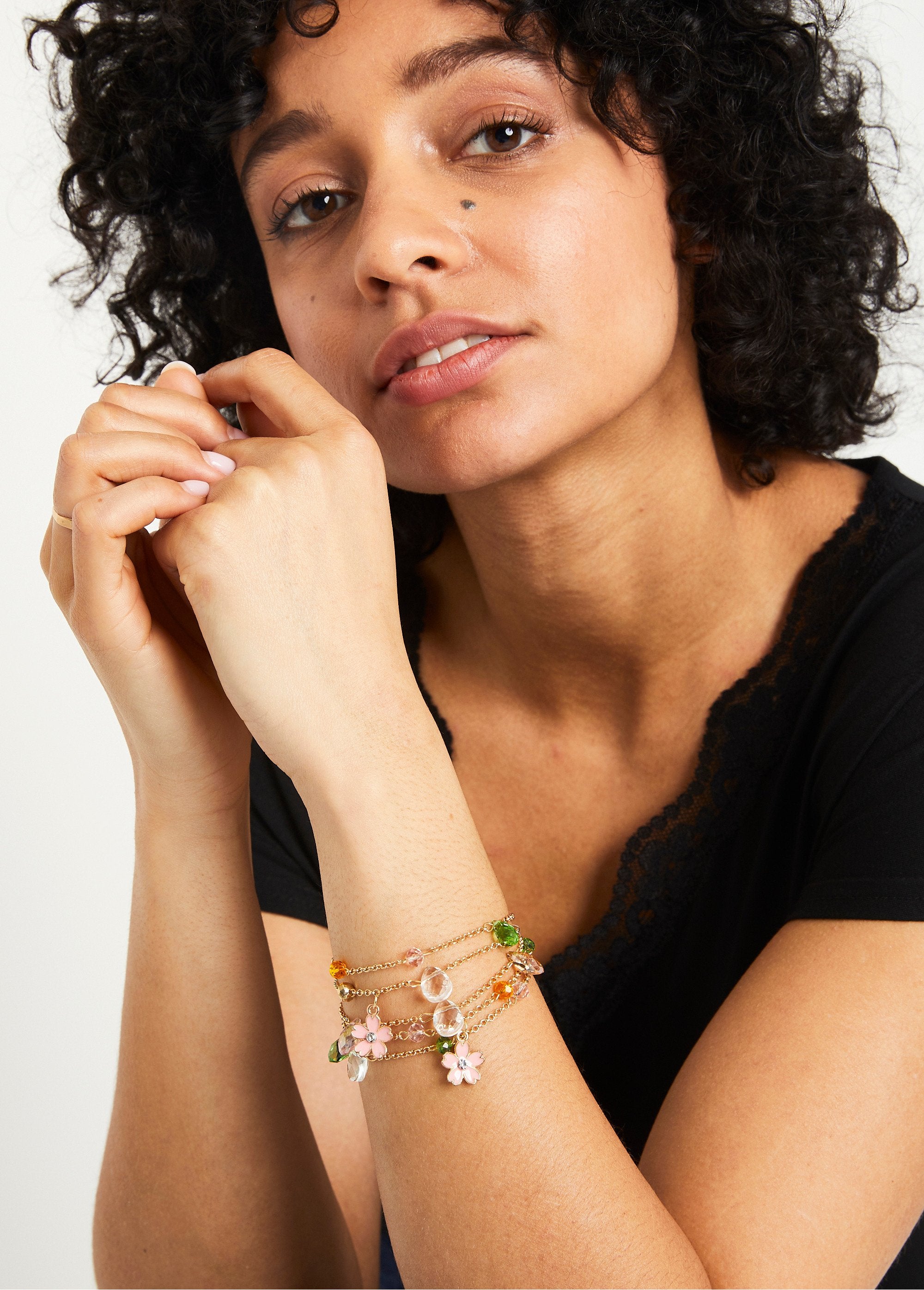 Pulsera_multicadena_magnética_multicolor_Dorado_FA1_slim