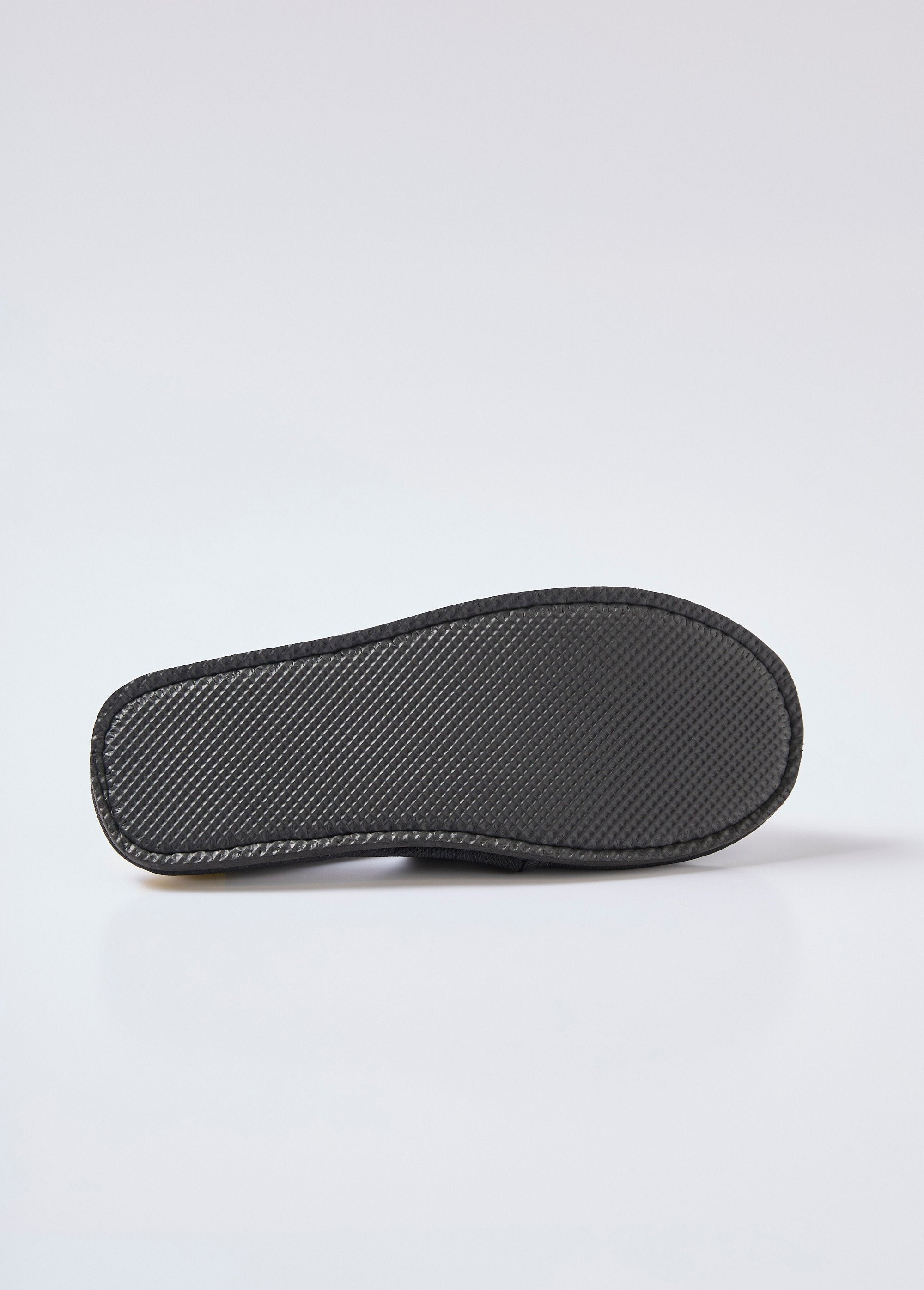 Zapatillas_estilo_mule,_líneas_en_contraste_Negro_UN1_slim