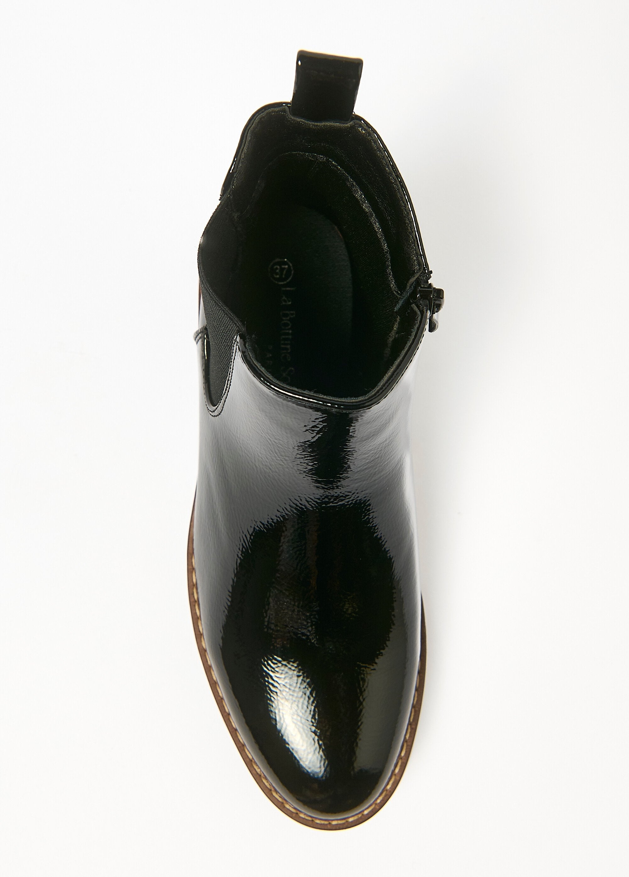 Botas_Chelsea_elegantes_con_suela_dentada_Negro_OV1_slim