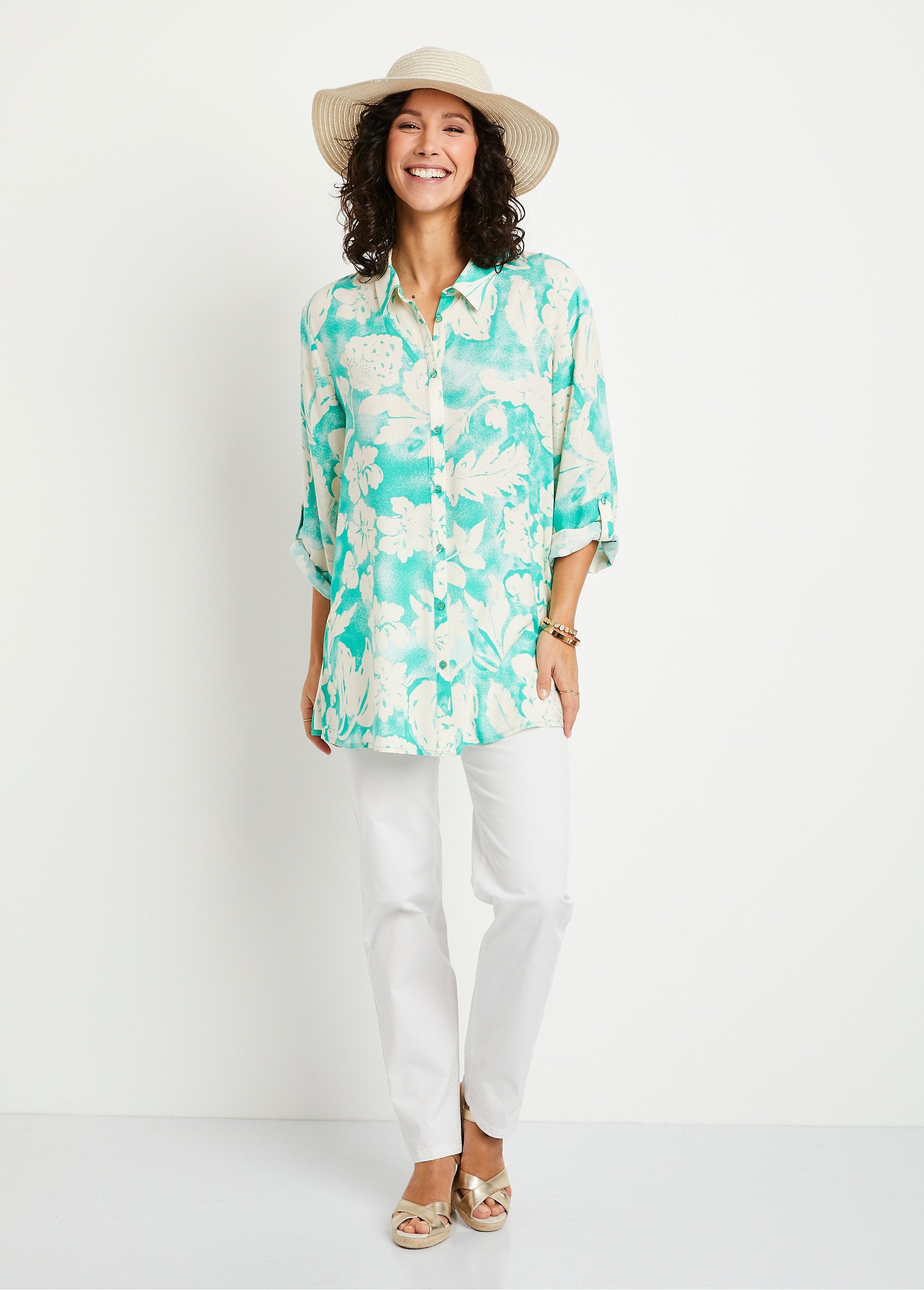 Blusa_holgada_larga_de_flores_verde_y_blanco_SF1_slim