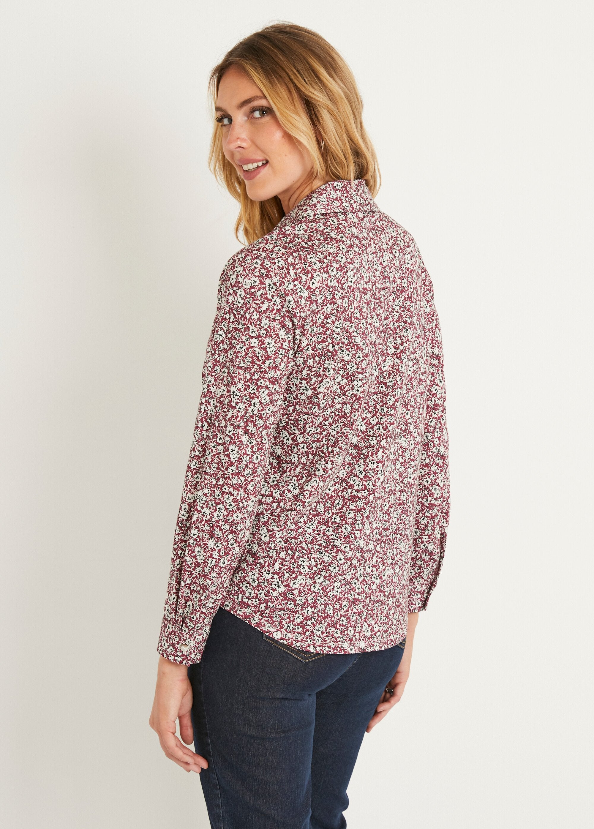 Blusa_recta_de_algodón_con_botones_Bordeau_DO1_slim