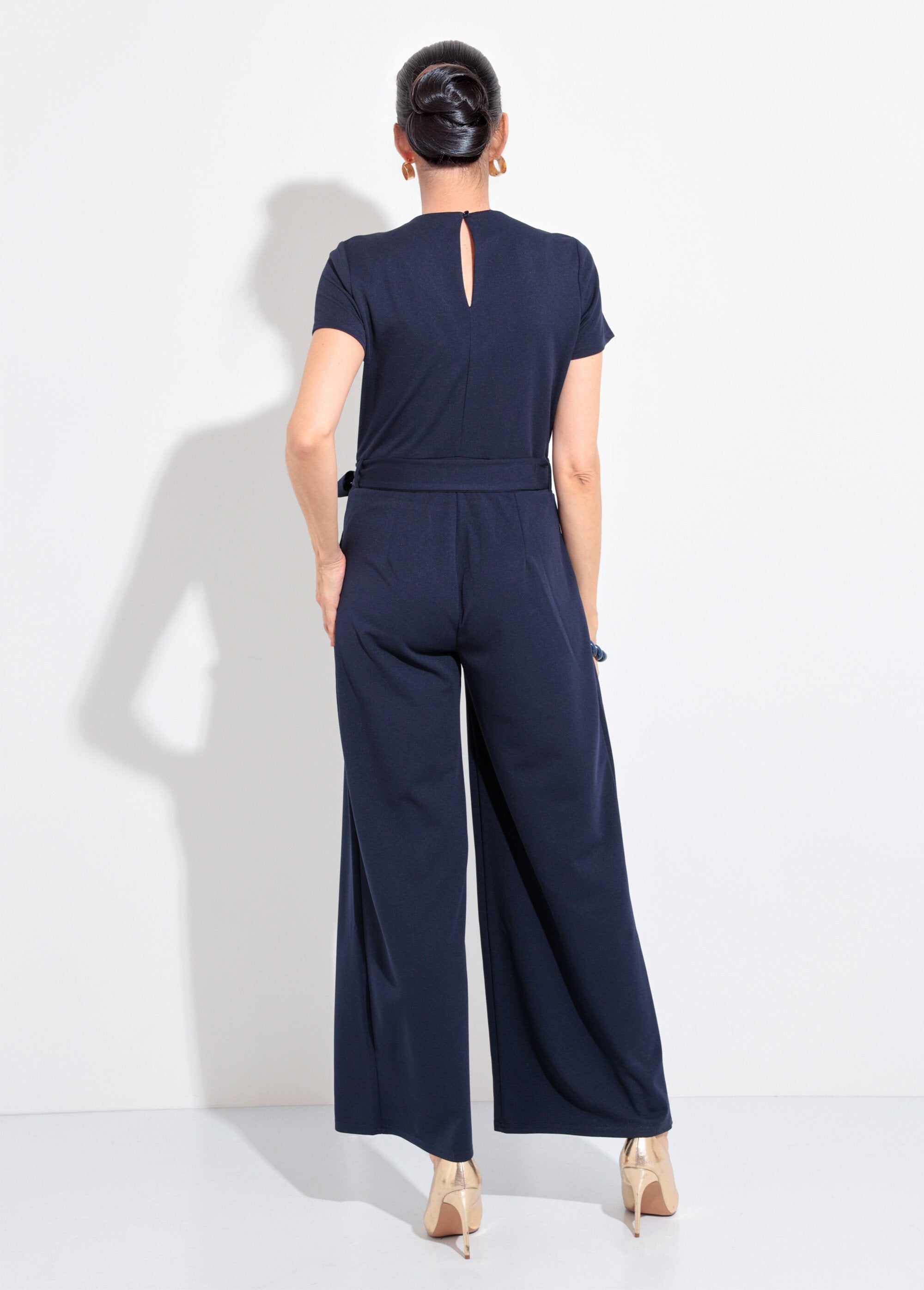Combinaison_ceinture_col_V_détails_dorés_Marine_DO1_slim