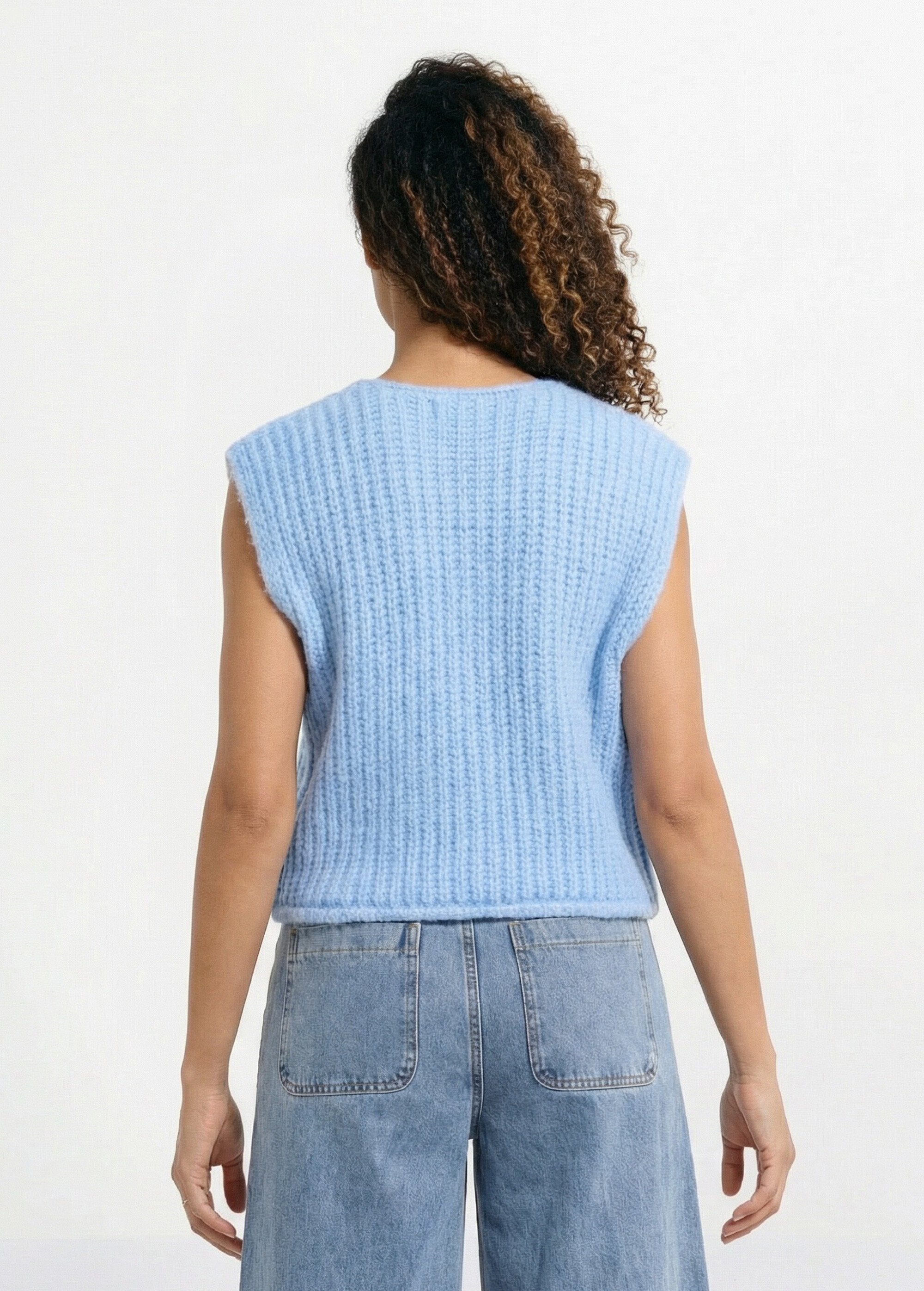 Gilet_sans_manches_avec_boutons_bijoux_Ciel_DO1_slim