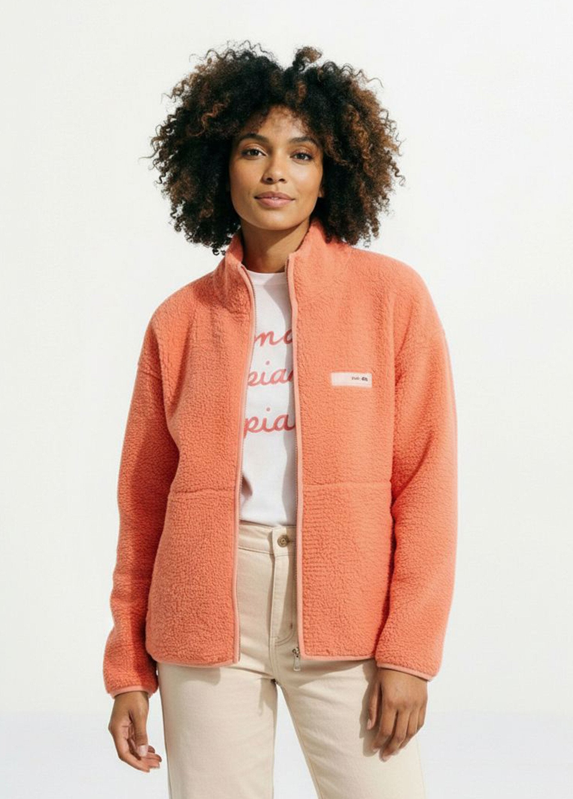 Chaleco_polar_cálido_con_cremallera_y_cuello_alto._naranja_FA1_slim