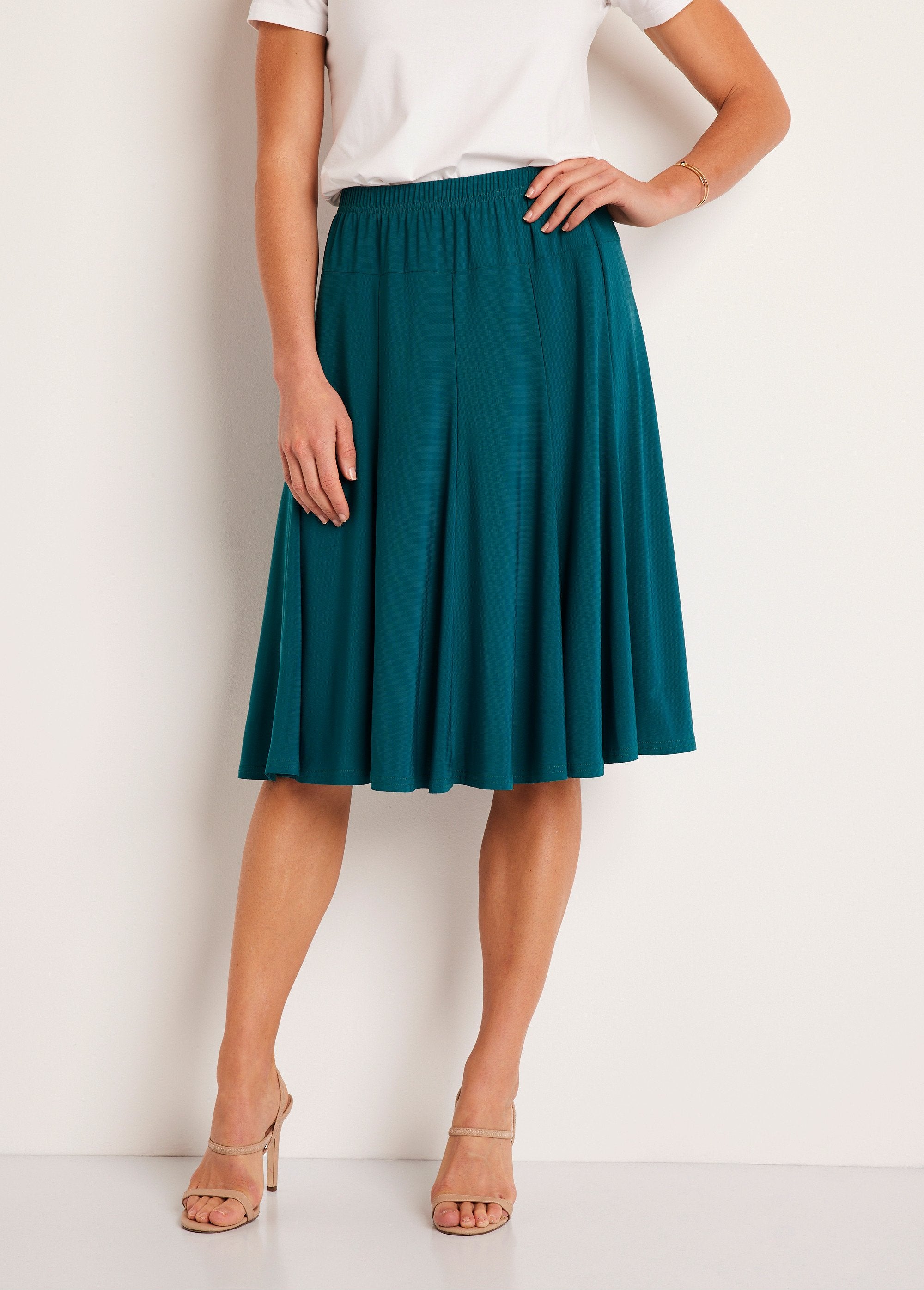 Falda_midi_de_punto_evasé_Verde_FA1_slim