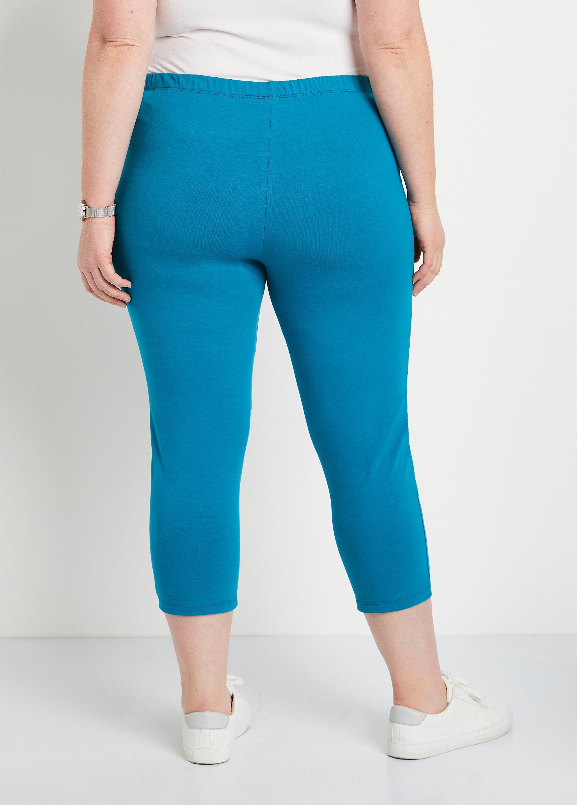 Legging_corto_de_algodón_con_cintura_elástica_Agua_DO1_curvy