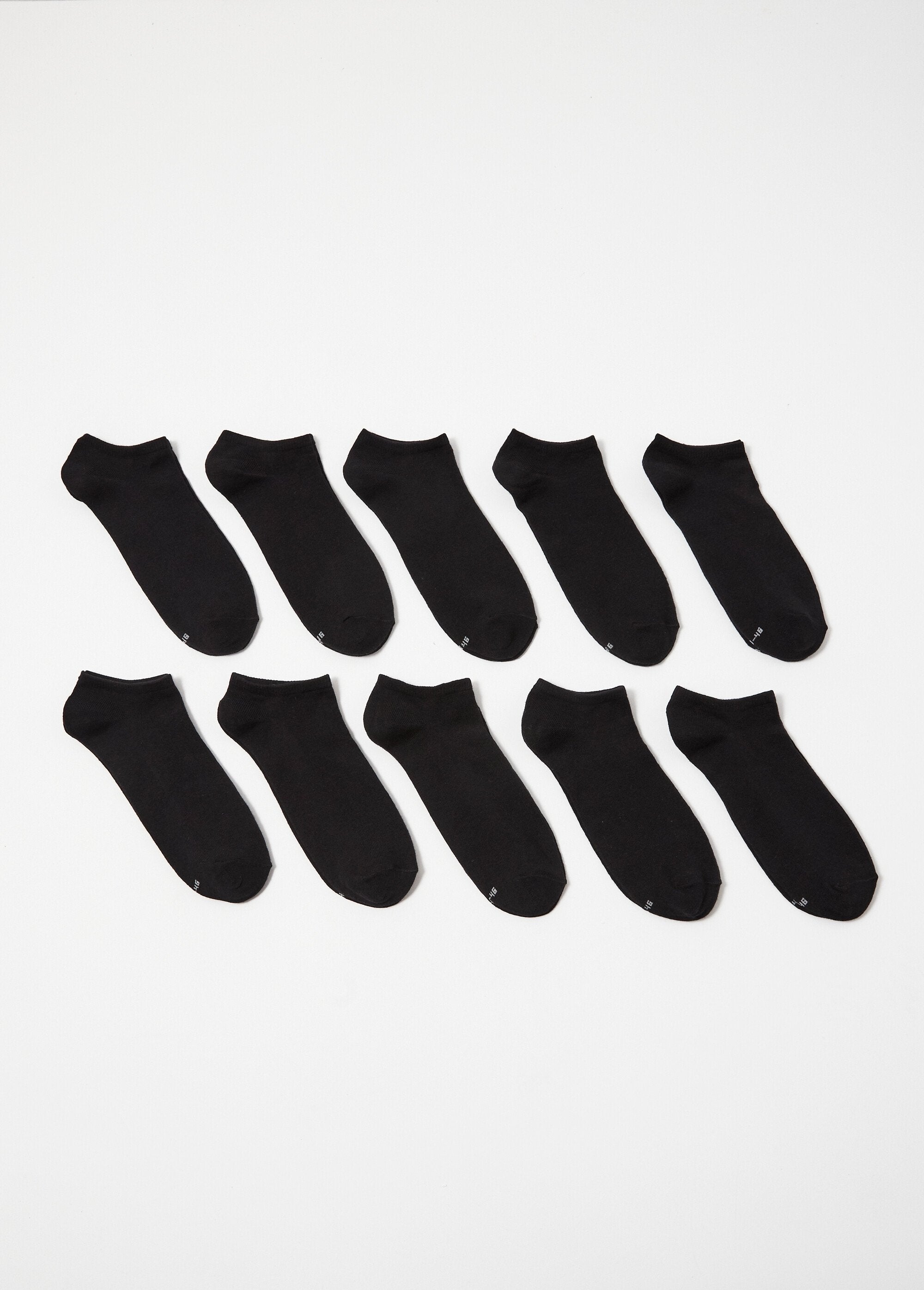 Calcetines_lisos_ricos_en_algodón_Negro_DE1_slim