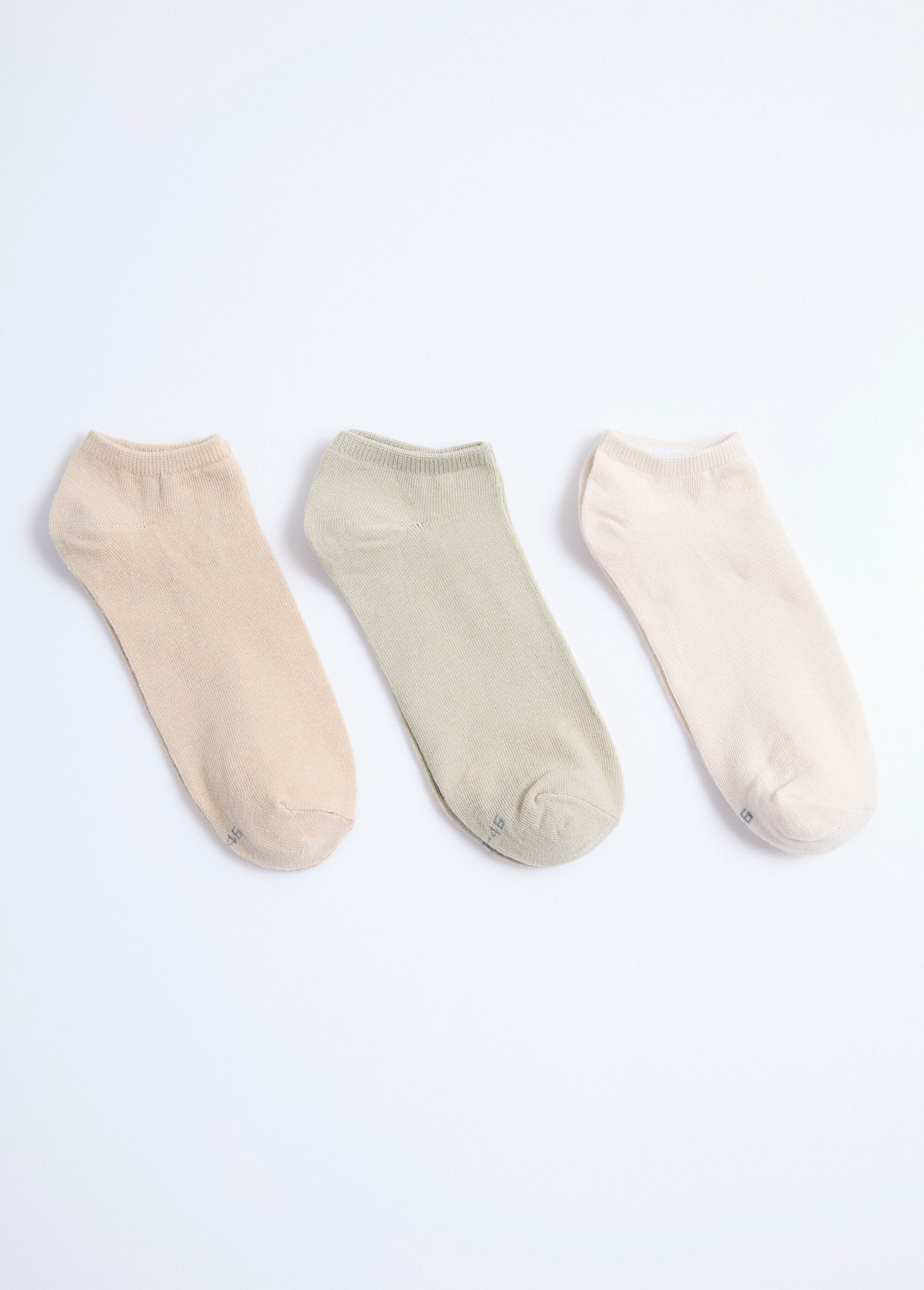 Pack_de_3_calcetines,_surtidos_ligeros_Verde,_beige_y_crudo_DE1_slim