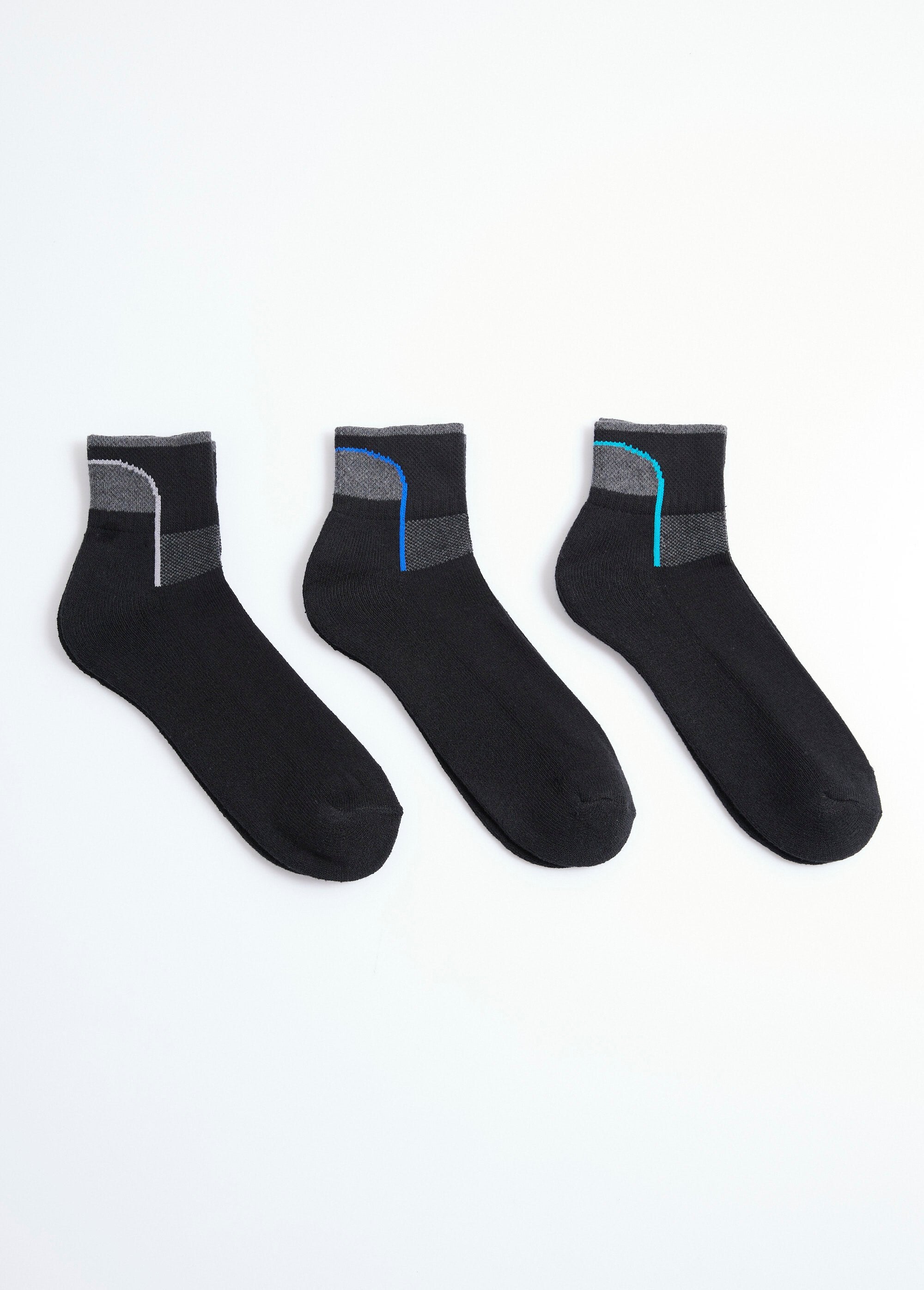 Pack_de_3_calcetines_deportivos_surtidos_Azul_surtido_DE1_slim