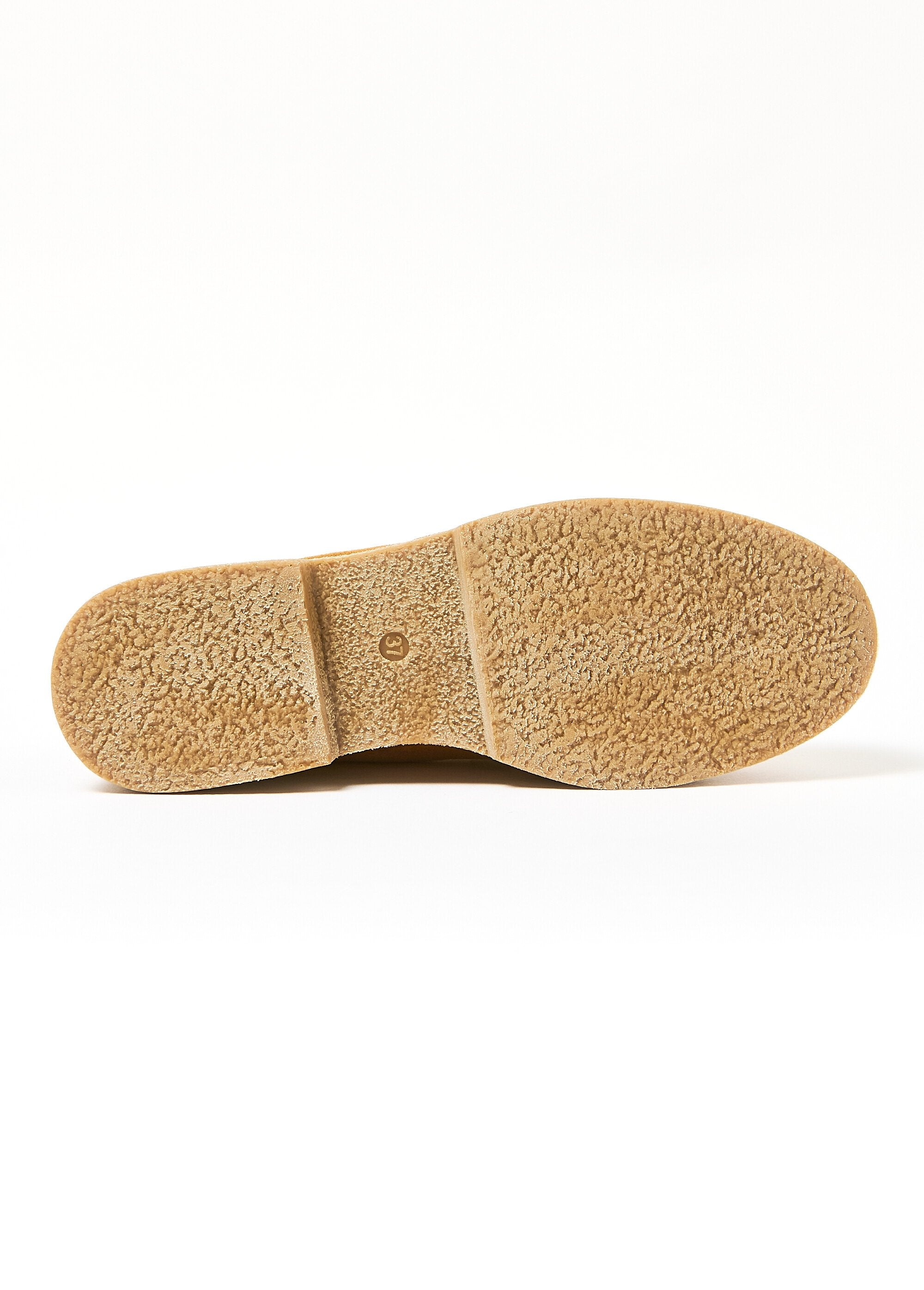 Mocasines_forrados_con_suela_efecto_crepé_camello_UN1_slim