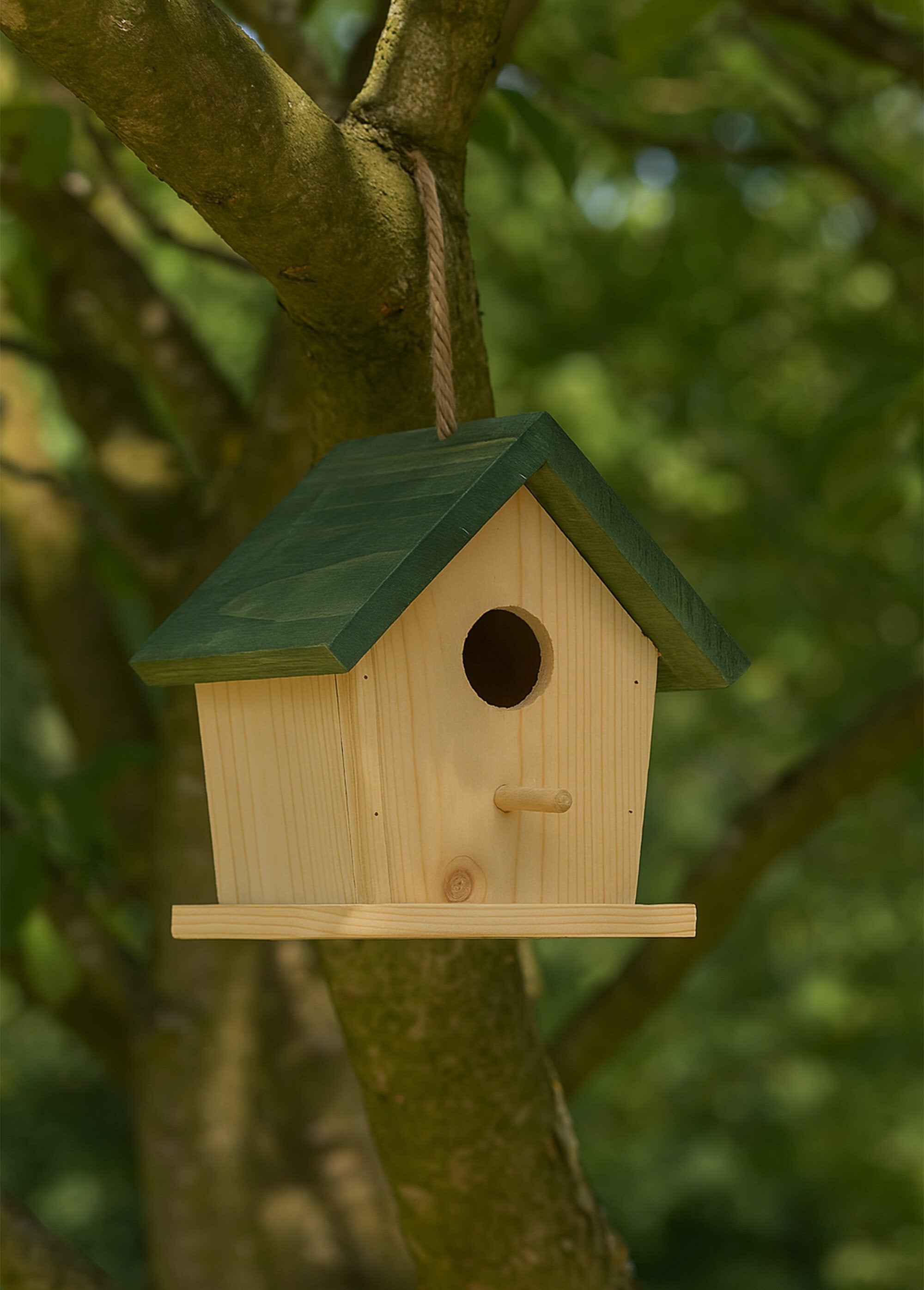Casita_para_pájaros_de_madera_y_cuerda_Verde_y_beige_DE2_slim
