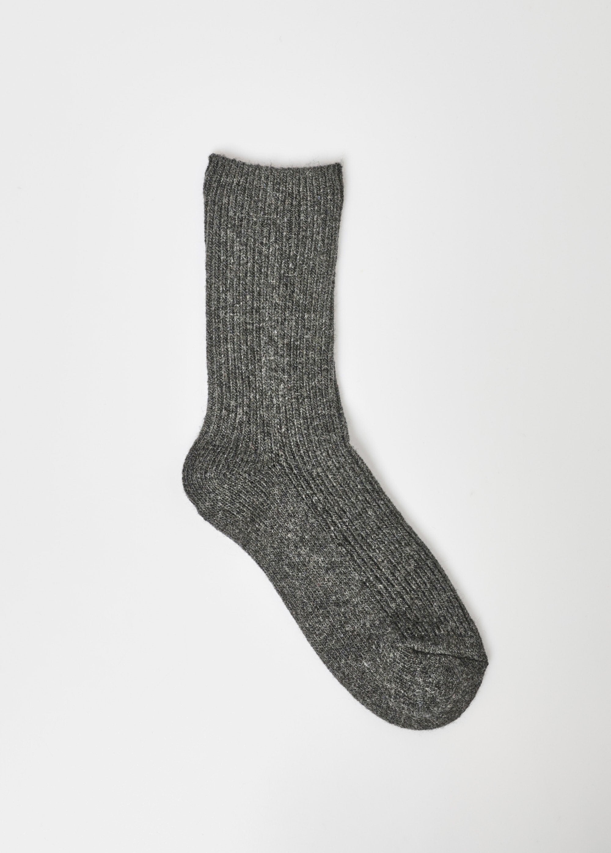 Par_de_calcetines_de_lana_de_canalé_fino_Gris_oscuro_DE1_slim