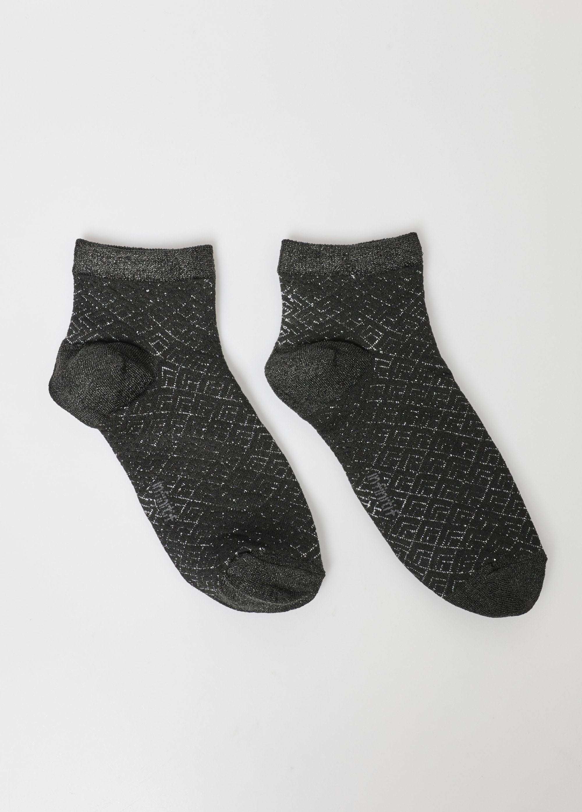 Par_de_calcetines,_estampado_metálico._Negro_FA1_slim