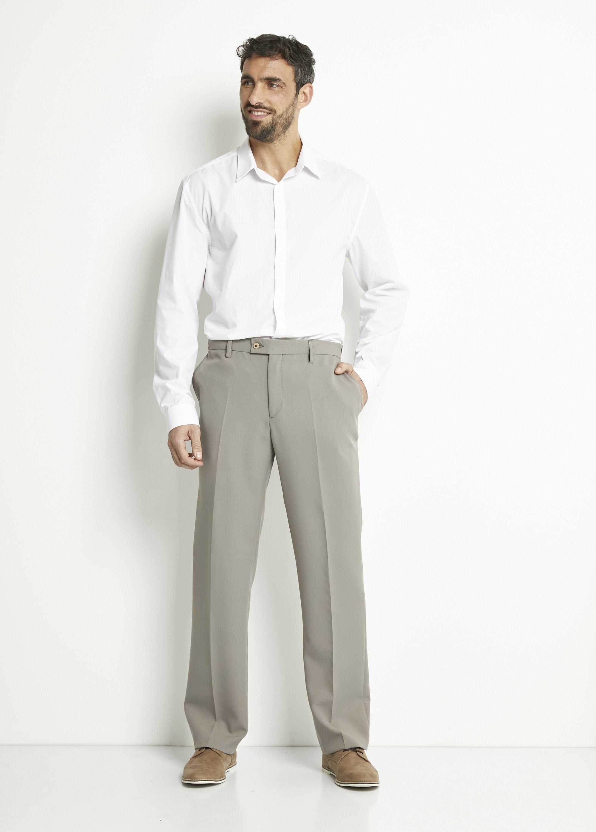 Pantalón_con_cinturón_ajustable_de_poliéster_invisible._beige_oscuro_SF1_slim