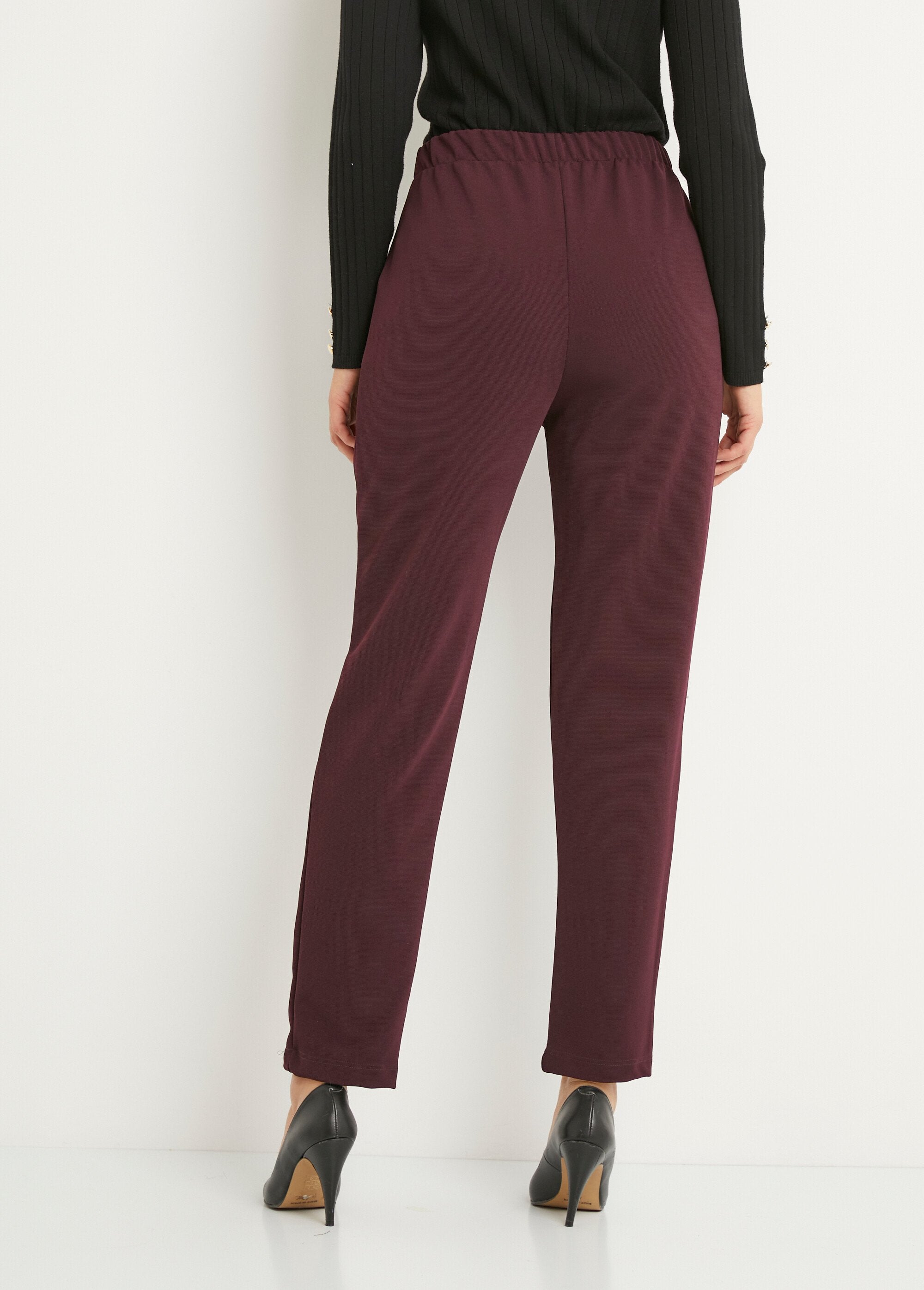 Pantalón_recto_de_punto_elástico_con_cintura_elástica_Bordeaux_DO1_slim