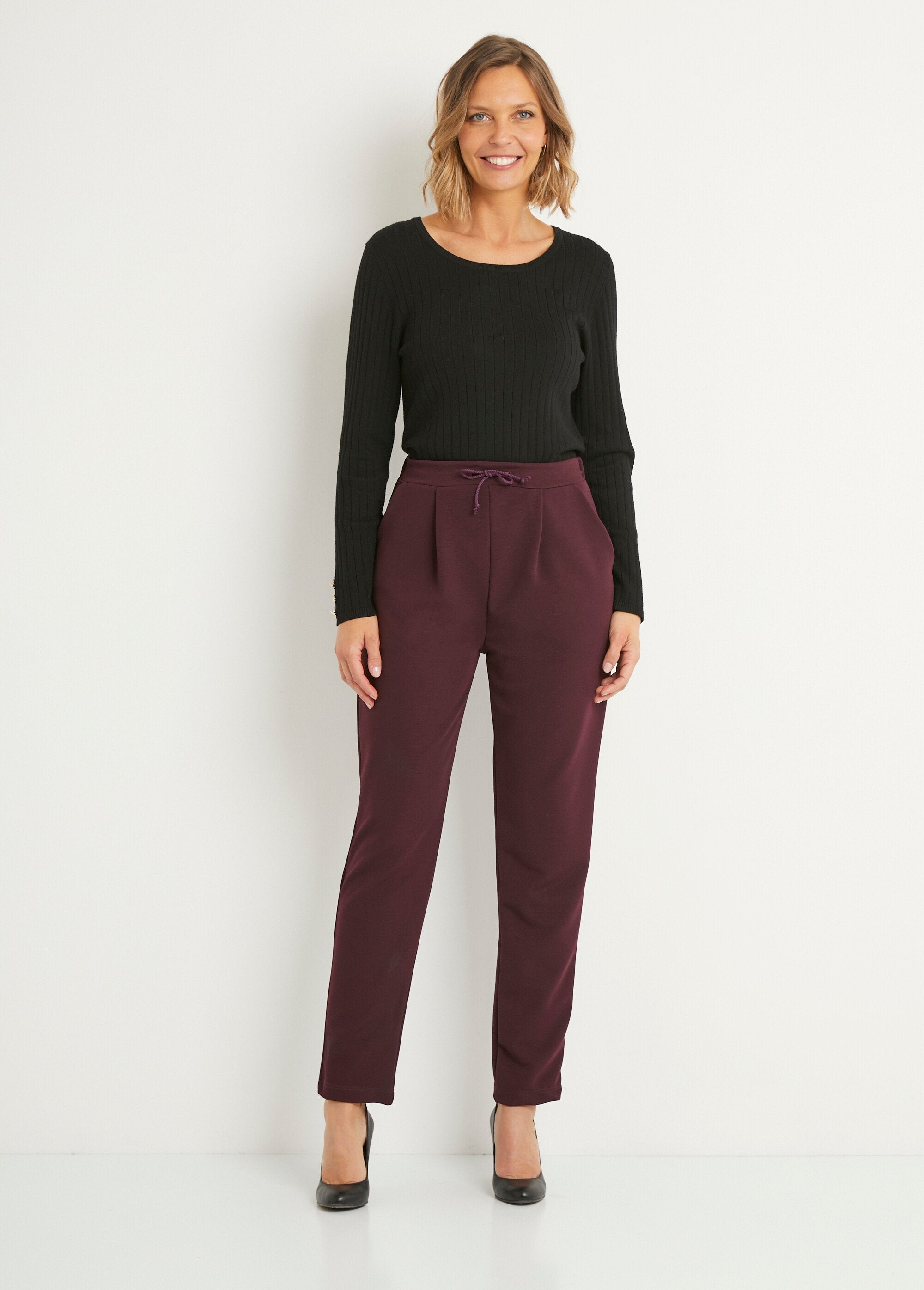 Pantalón_recto_de_punto_elástico_con_cintura_elástica_Bordeaux_SF1_slim