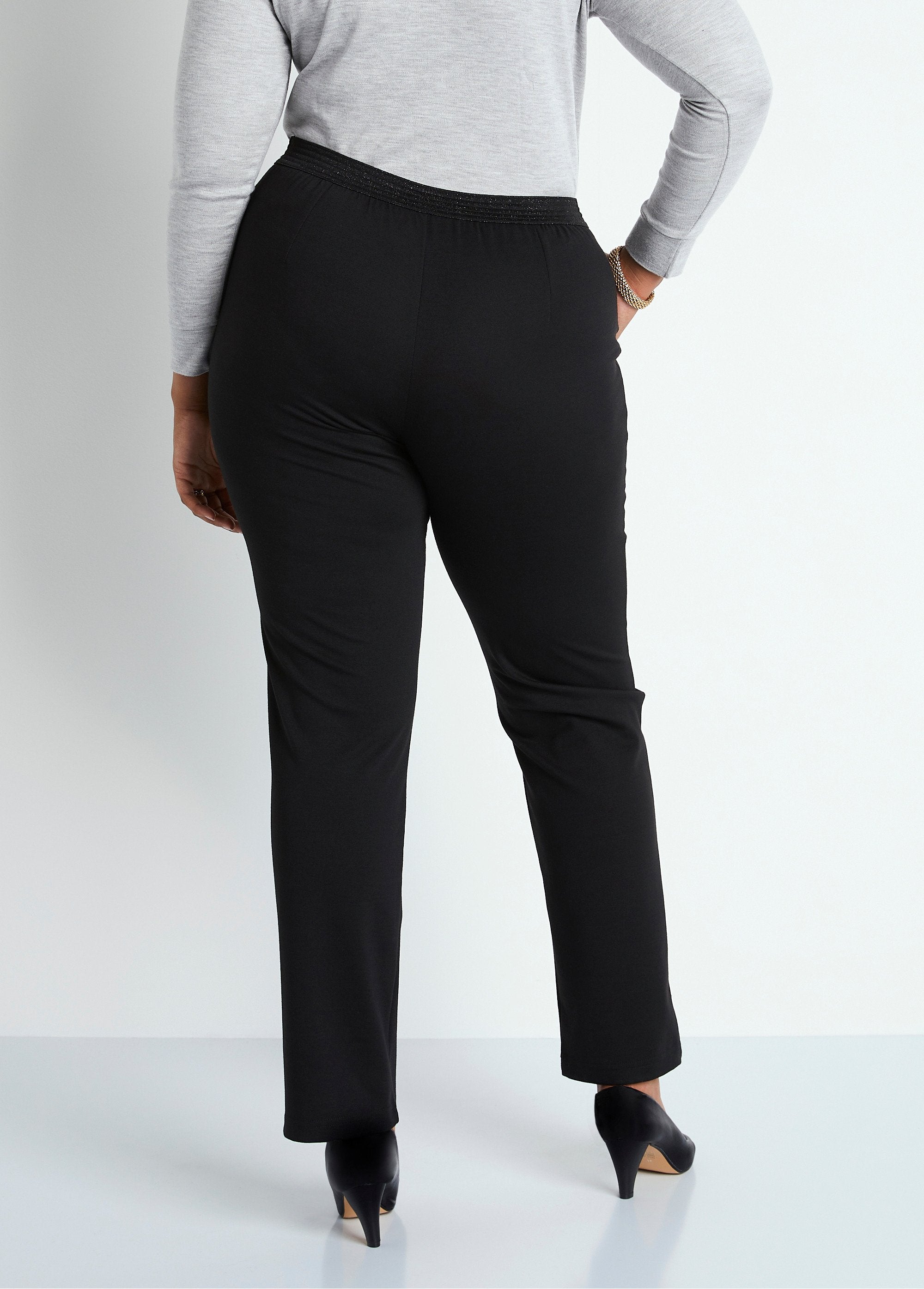 Pantalón_recto_con_cintura_semielástica_Negro_liso_DO1_curvy