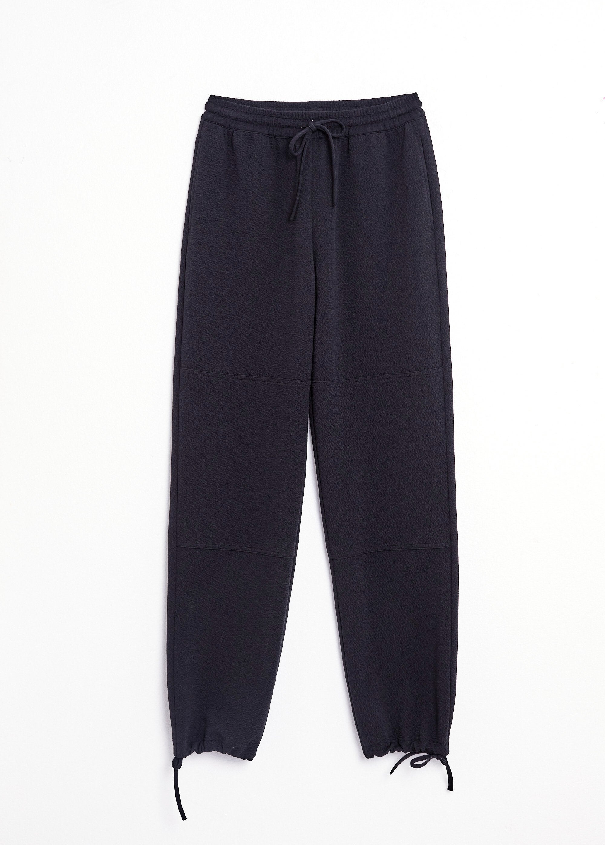 Pantalón_de_cinturilla_elástica_ancha_en_punto_crepé_liso_Negro_AP1_slim
