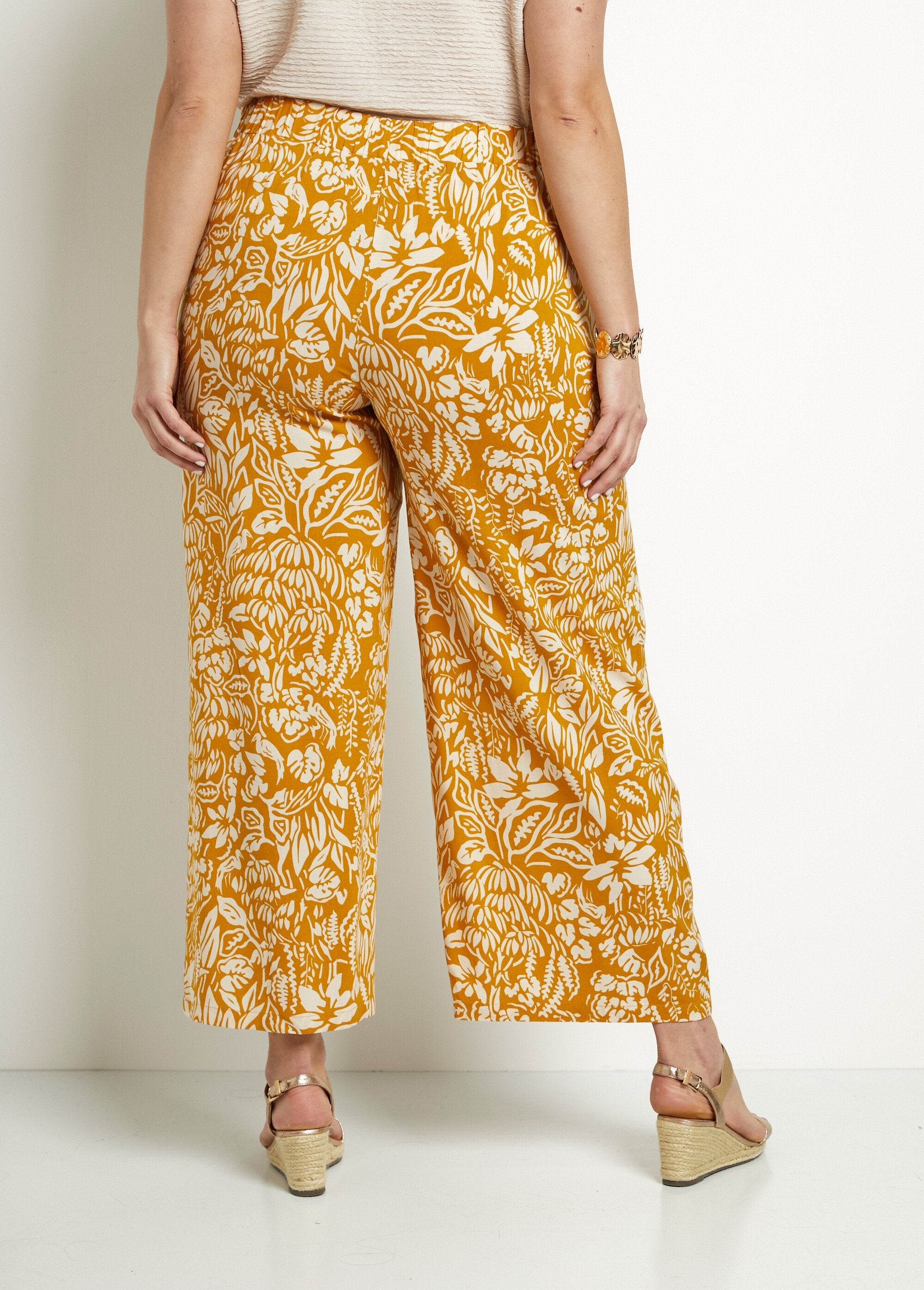 Pantalón_ancho_con_cintura_elástica_floral_o_liso_Amarillo_y_crudo_DO1_curvy