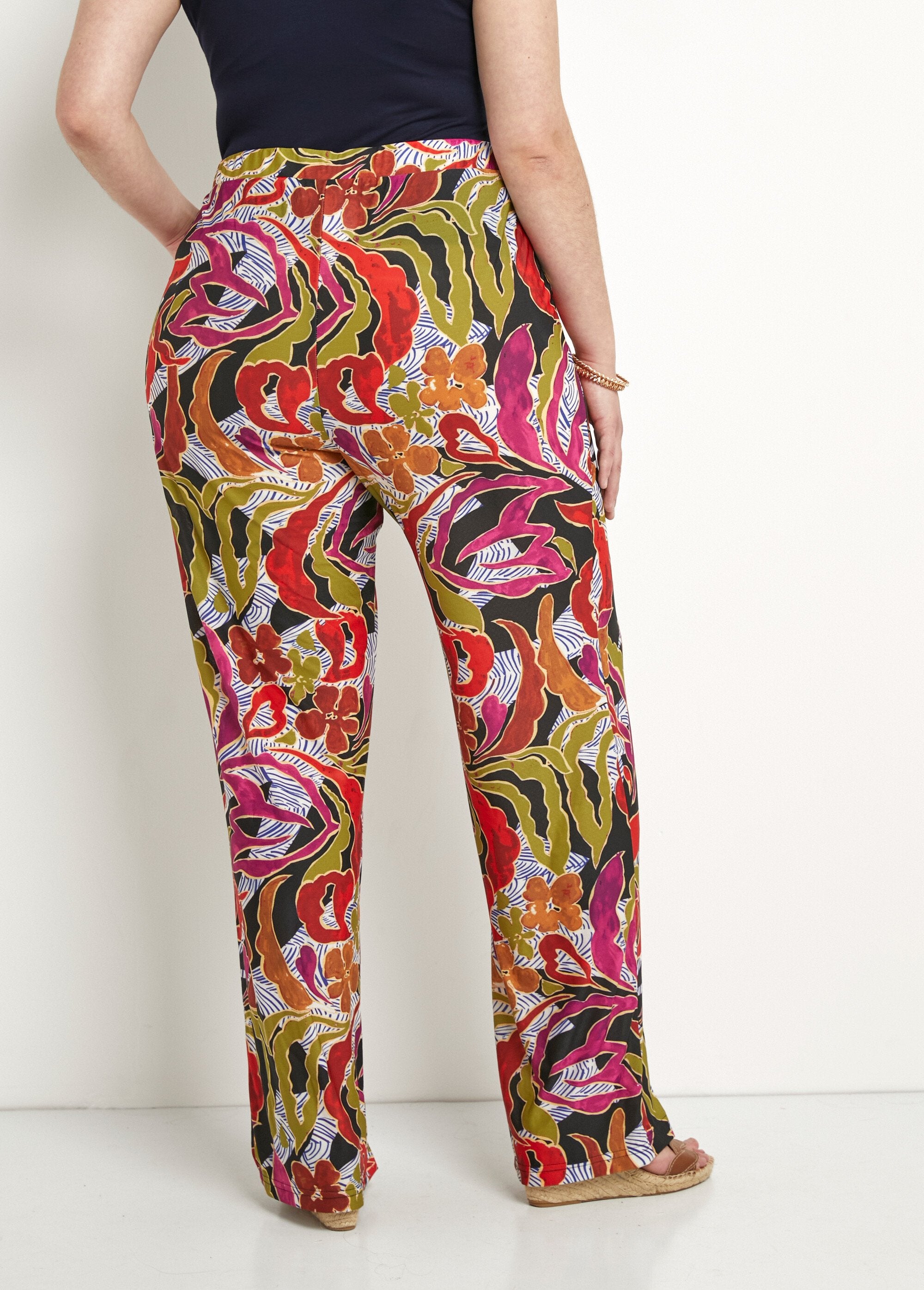 Pantalón_ancho_estampado_cintura_elástica_Negro_y_morado_DO1_curvy