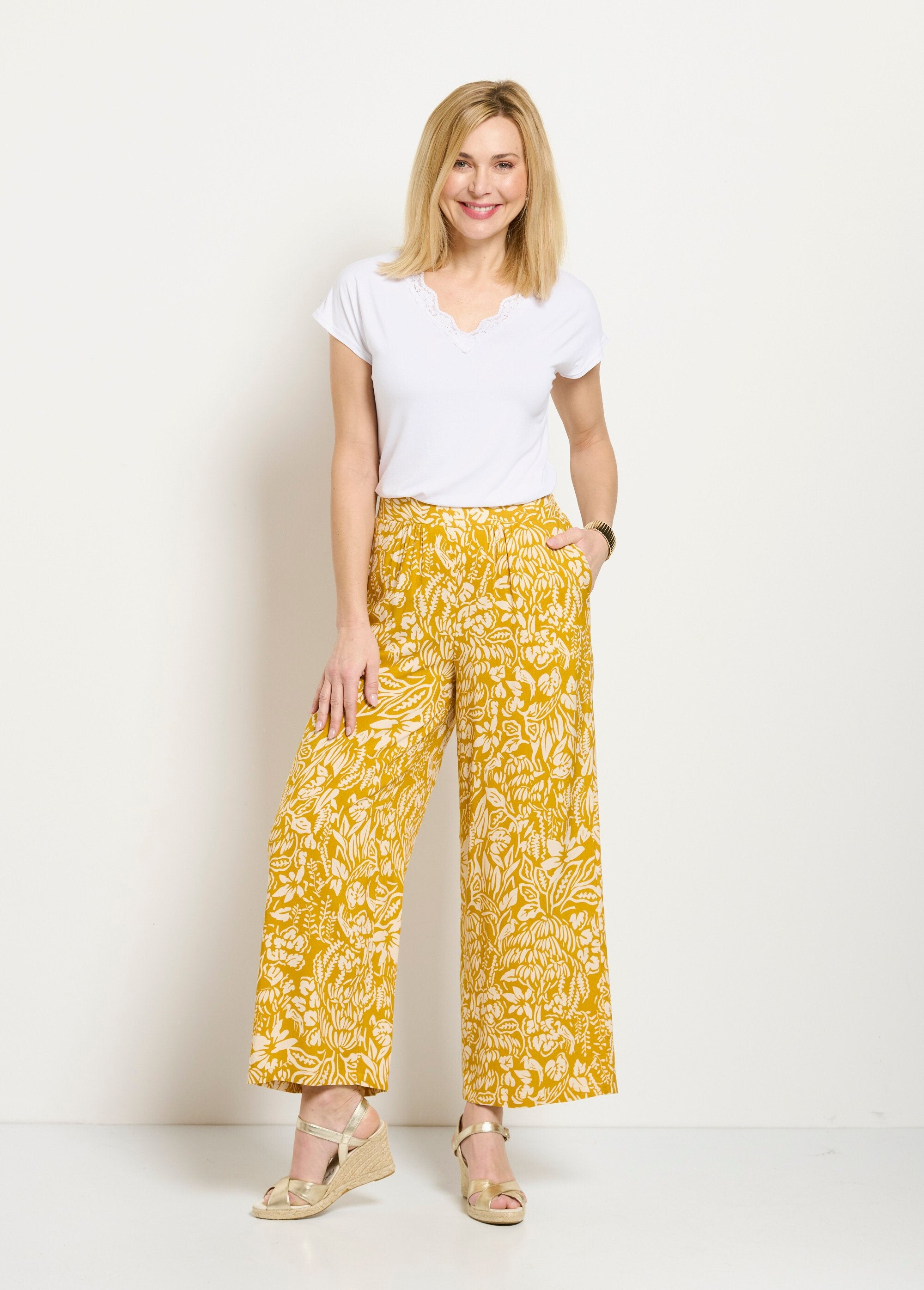 Pantalón_ancho_con_cintura_elástica_floral_o_liso_Amarillo_y_crudo_SF1_slim